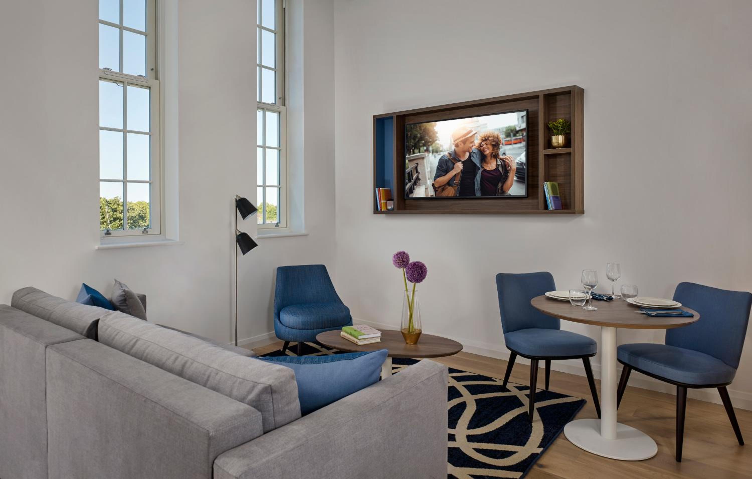 Deluxe Apartment photo 2