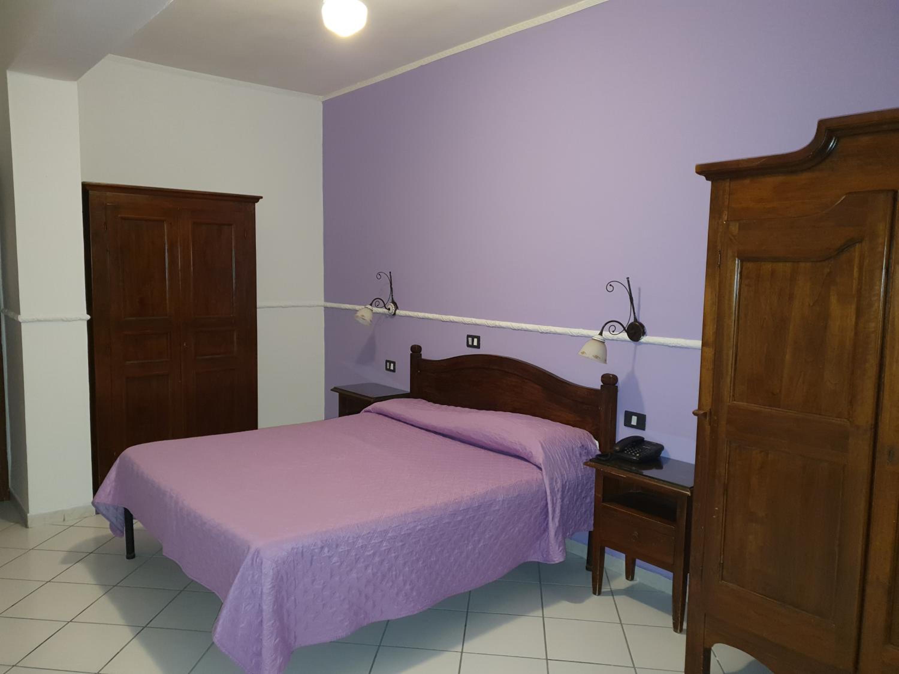 Double Room - Photo 23