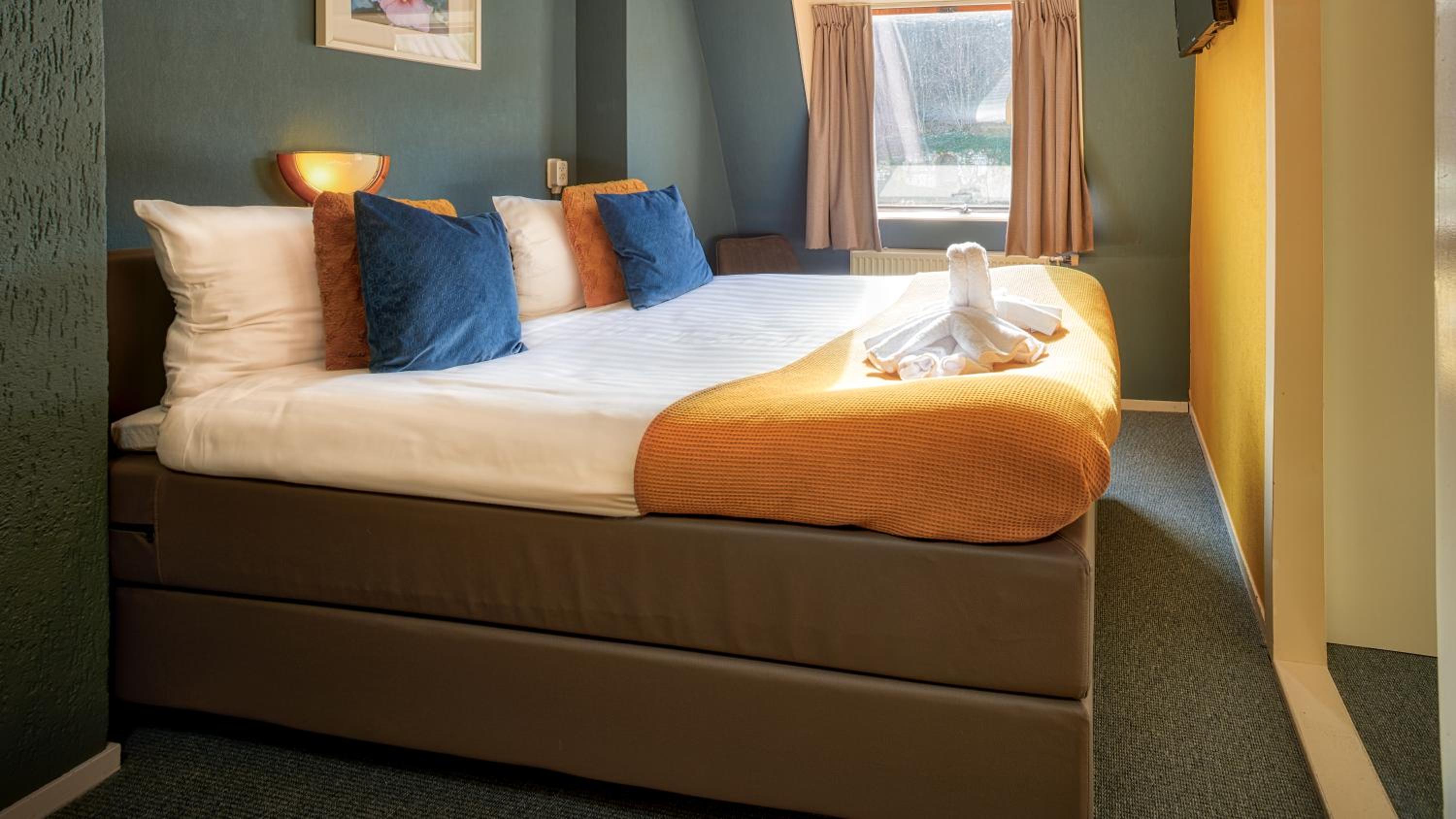 Standard King Room - Photo 1