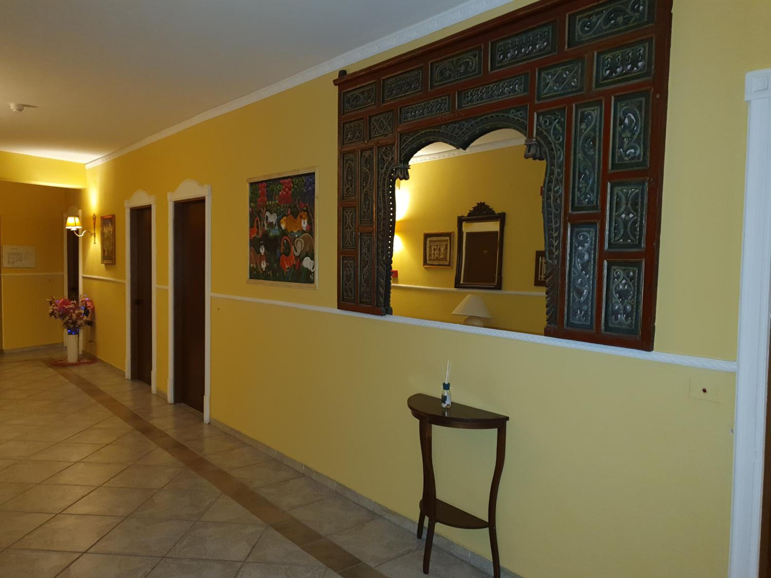 Double Room - Photo 28