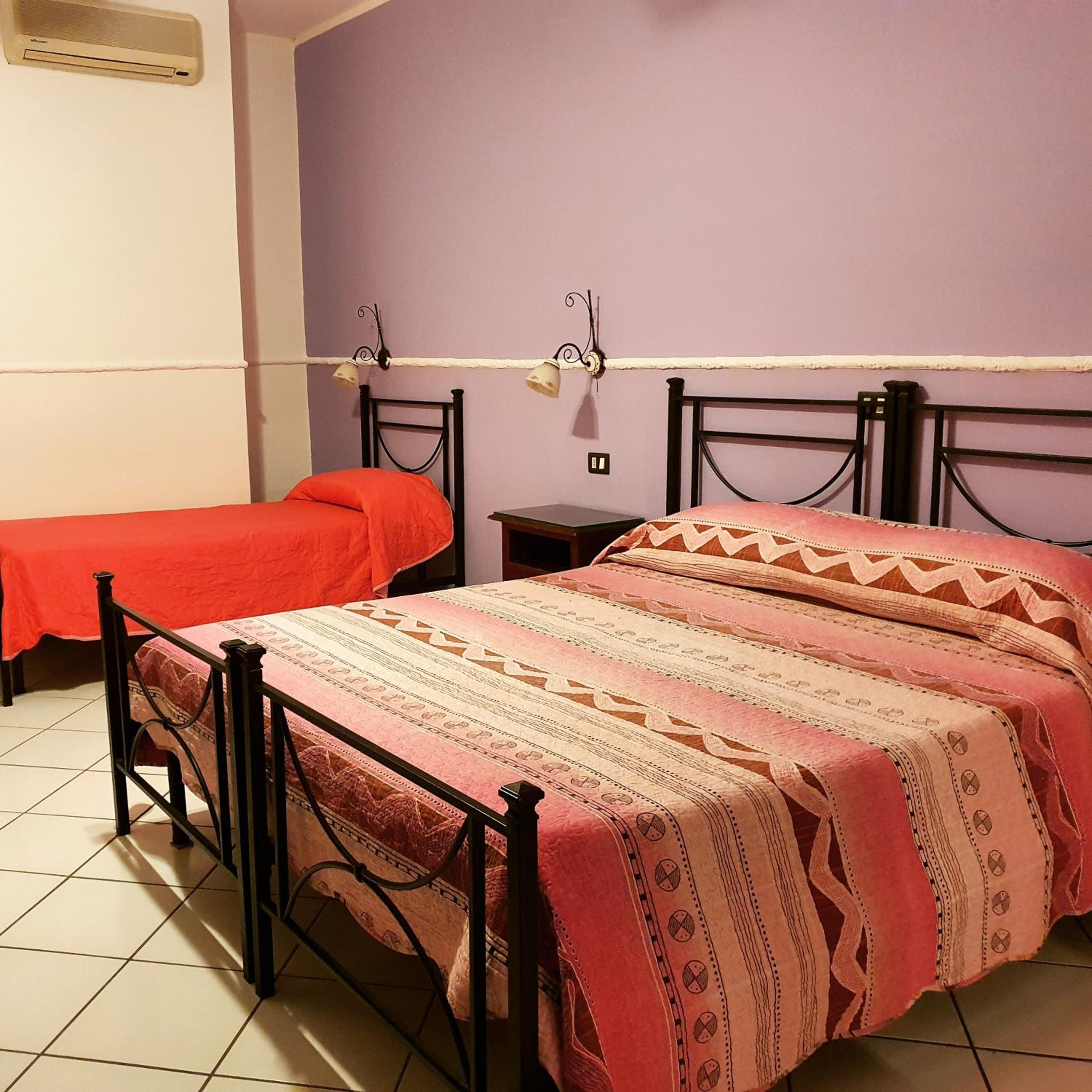 Double Room - Photo 33