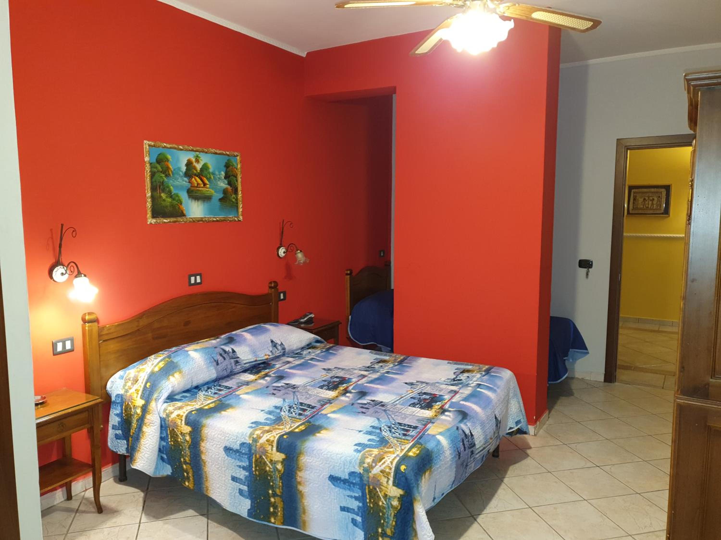 Double Room - Photo 32