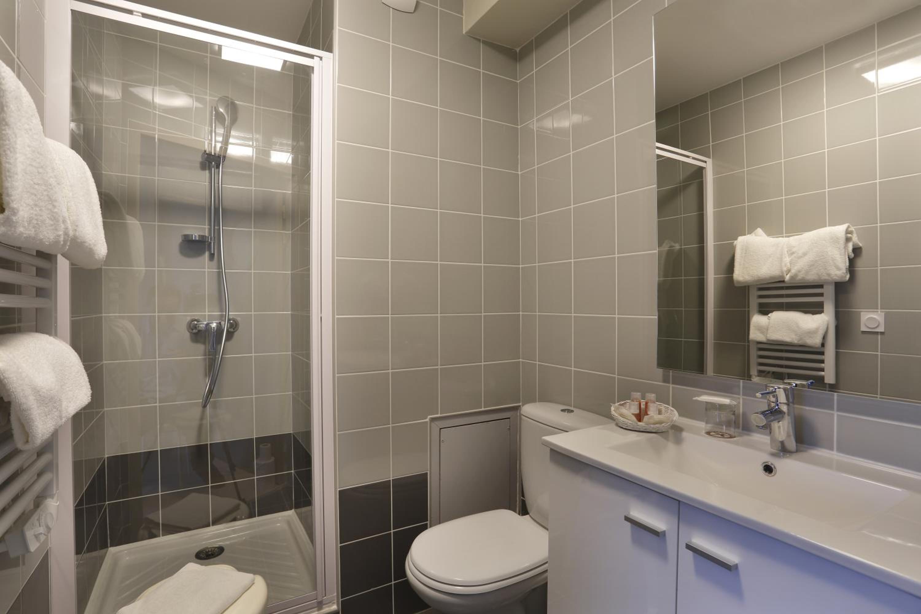 Superior Double Room - Photo 2