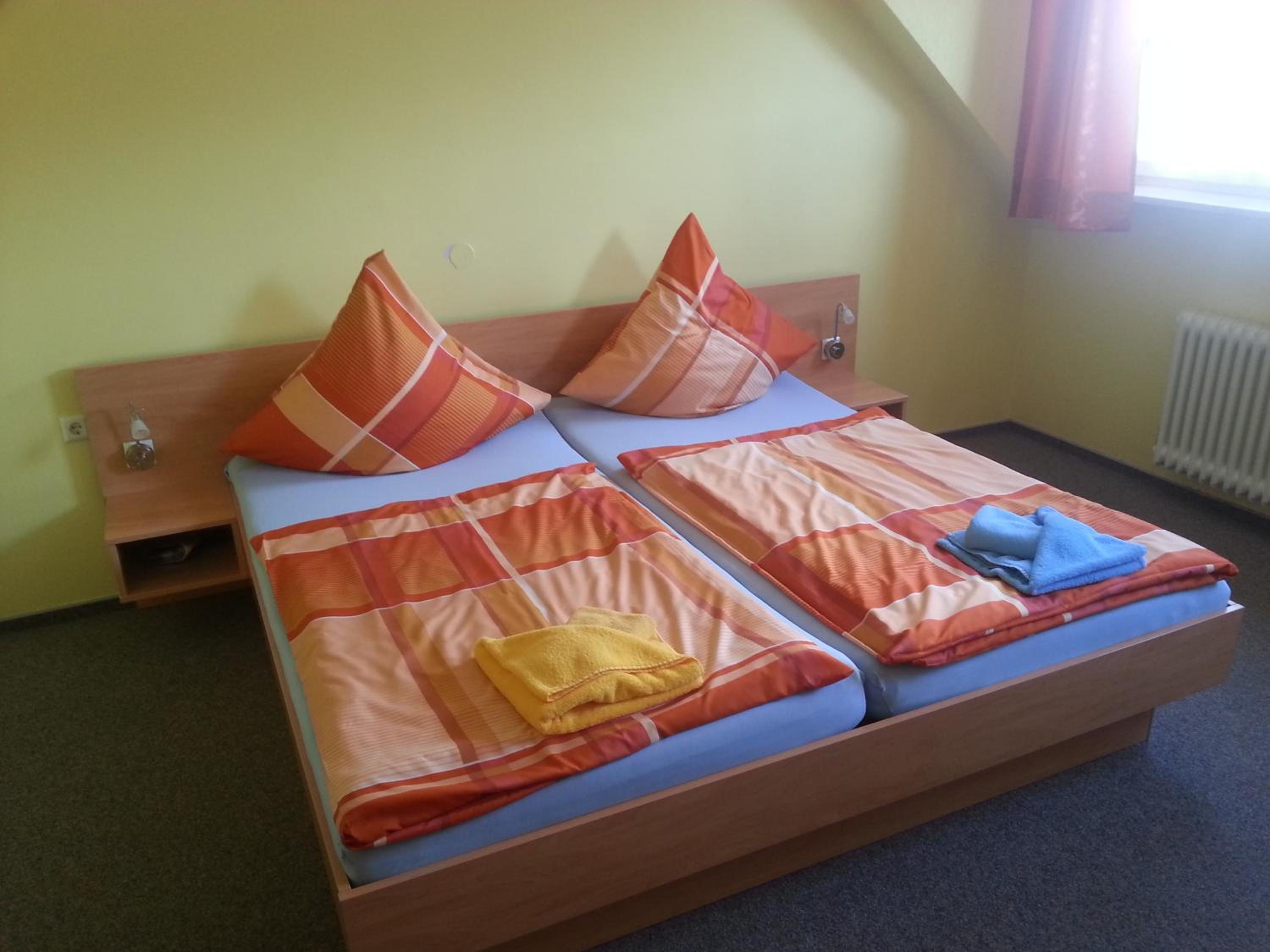 Double Room with Shared Bathroom photo 2