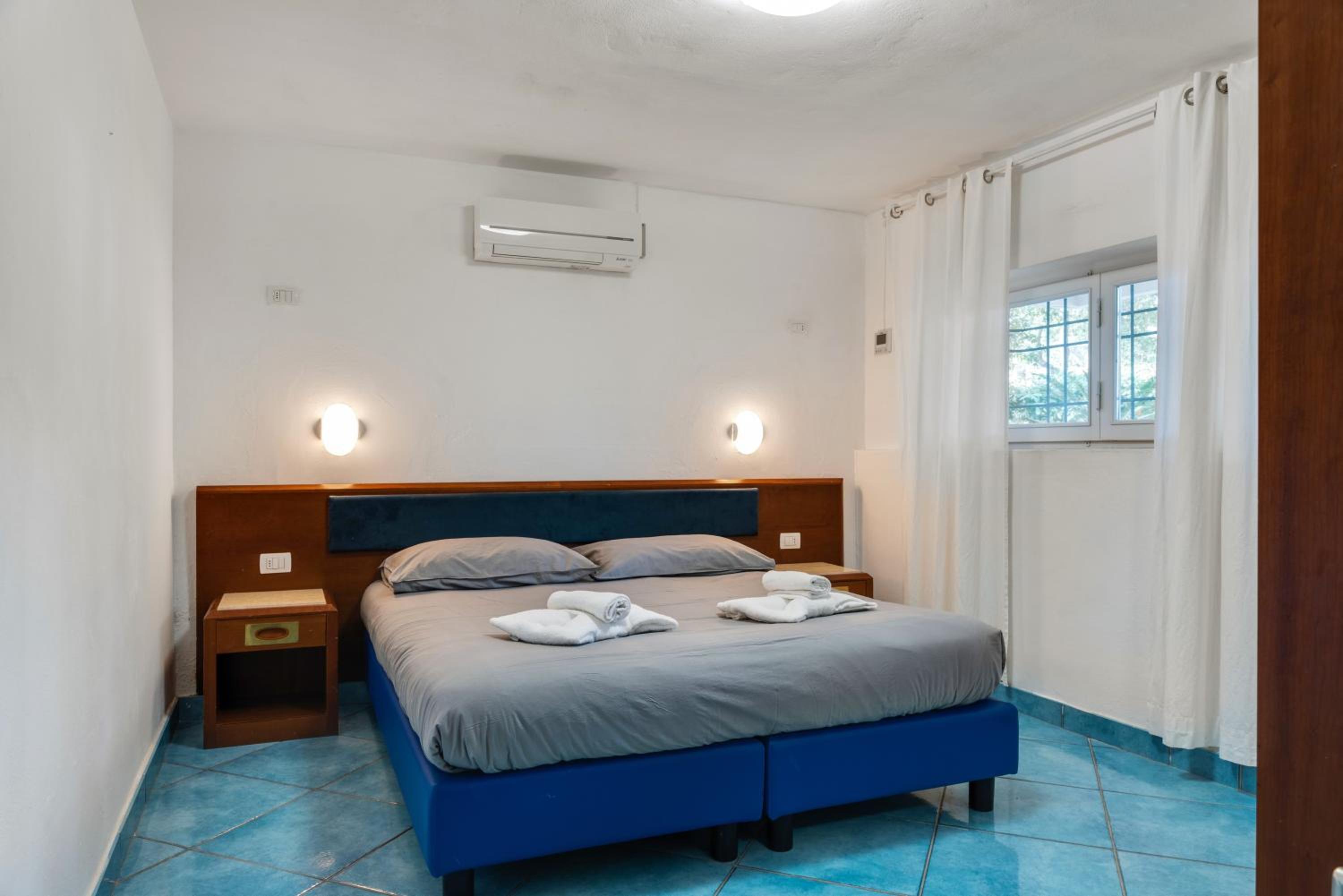 Four-Bedroom Apartment Ground Floor photo 2