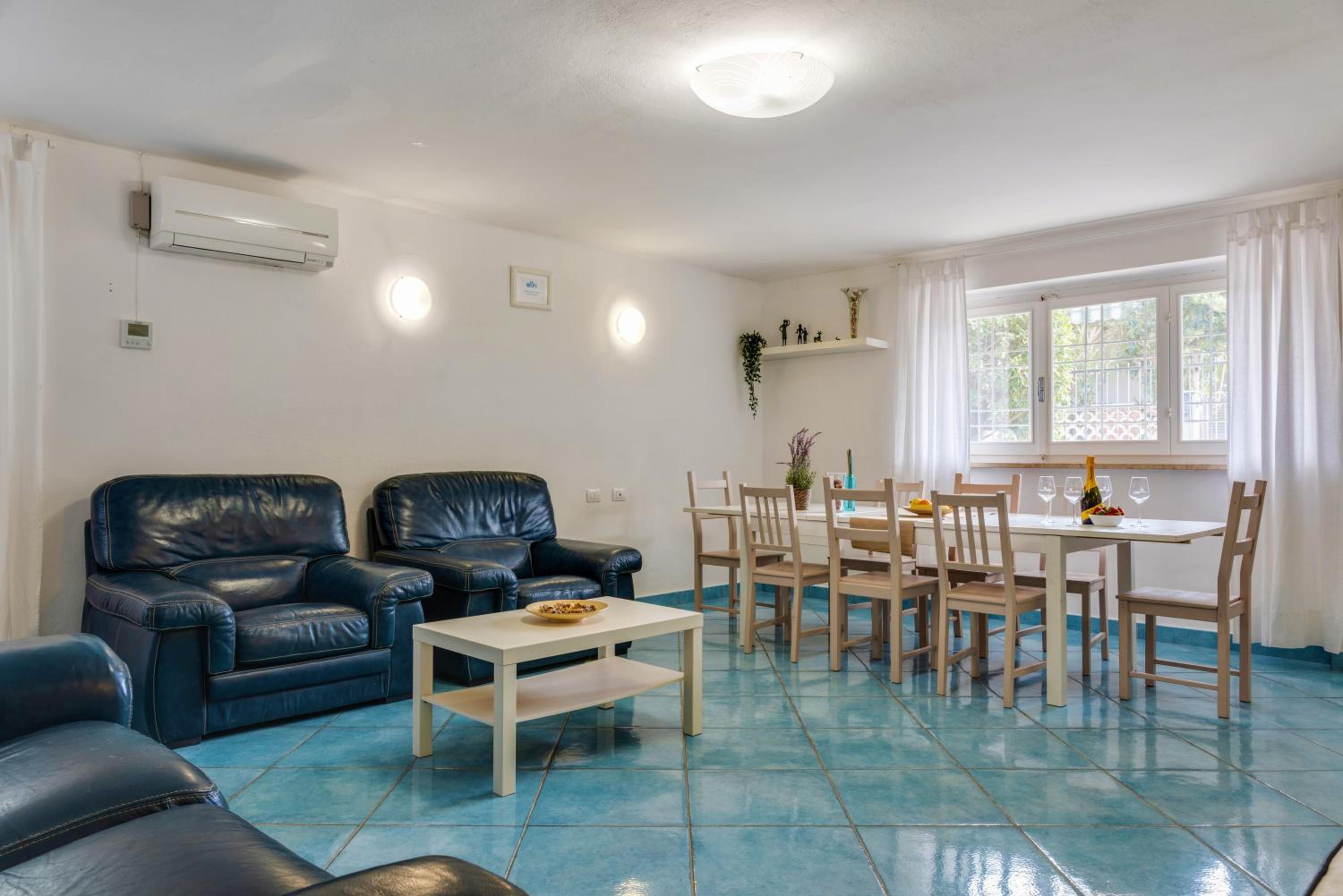 Four-Bedroom Apartment Ground Floor photo 1