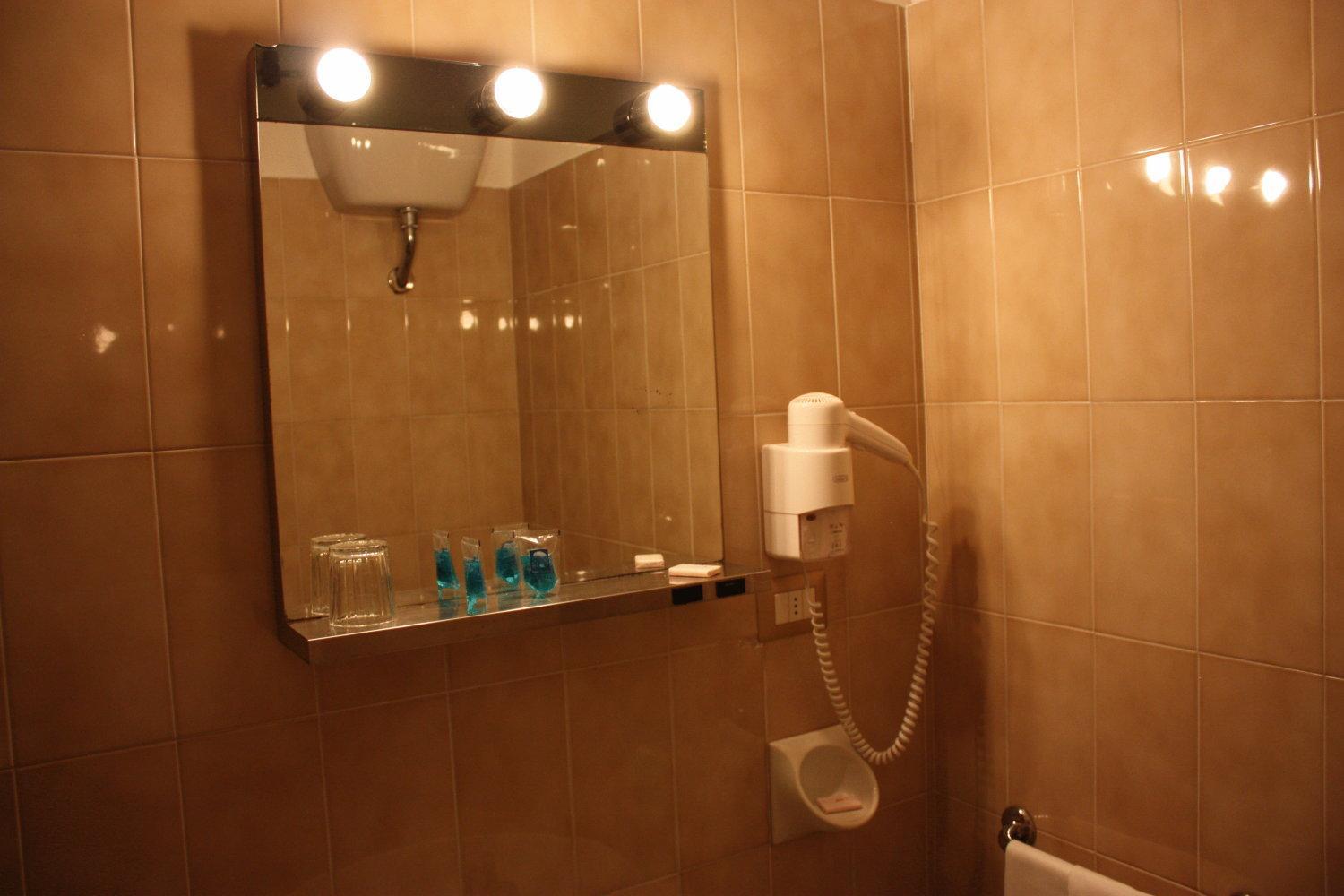 Triple Room - Photo 2