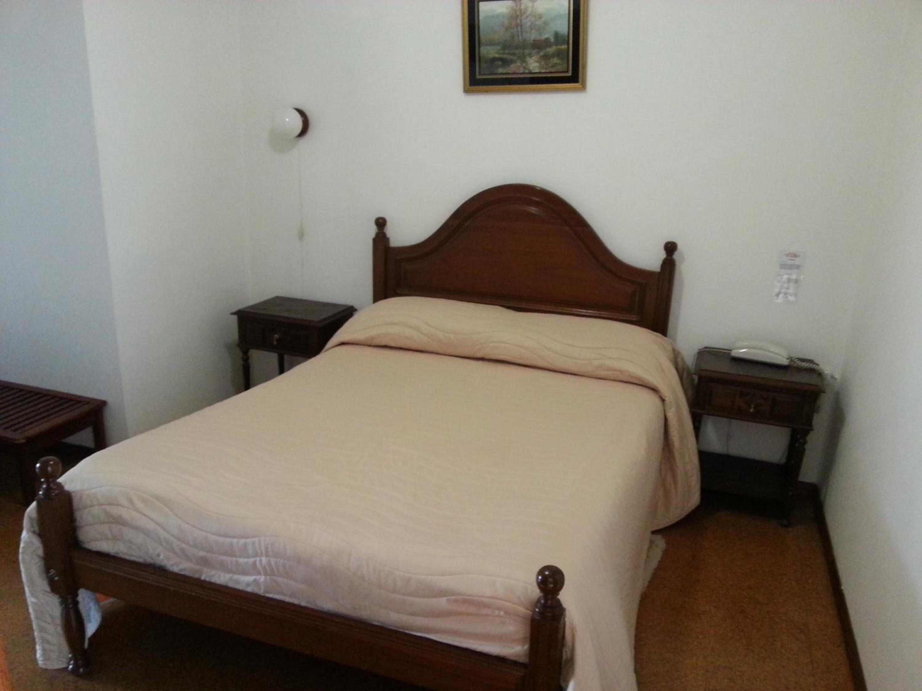 Economy Double Room photo 2