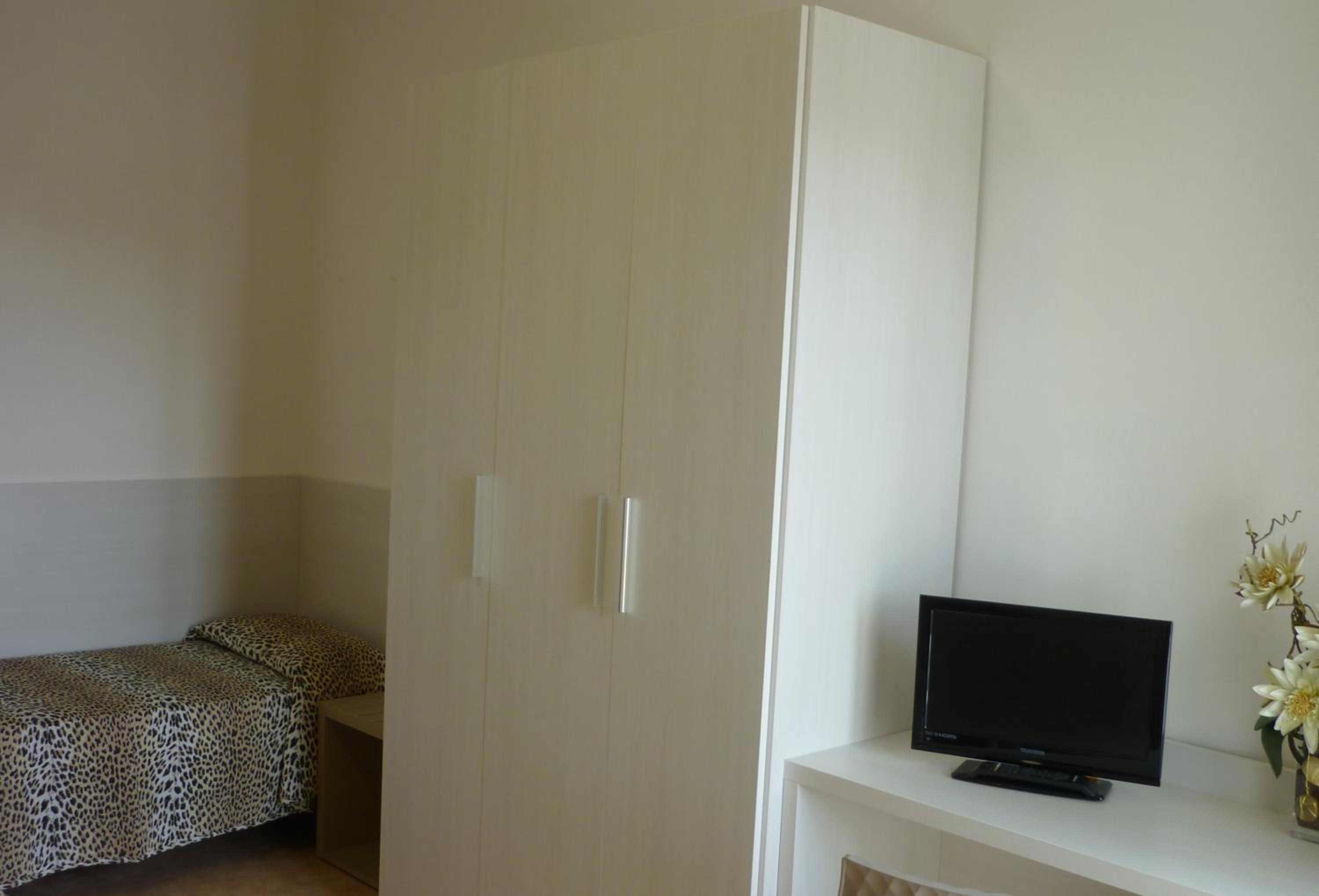 Triple Room with Balcony - Photo 4