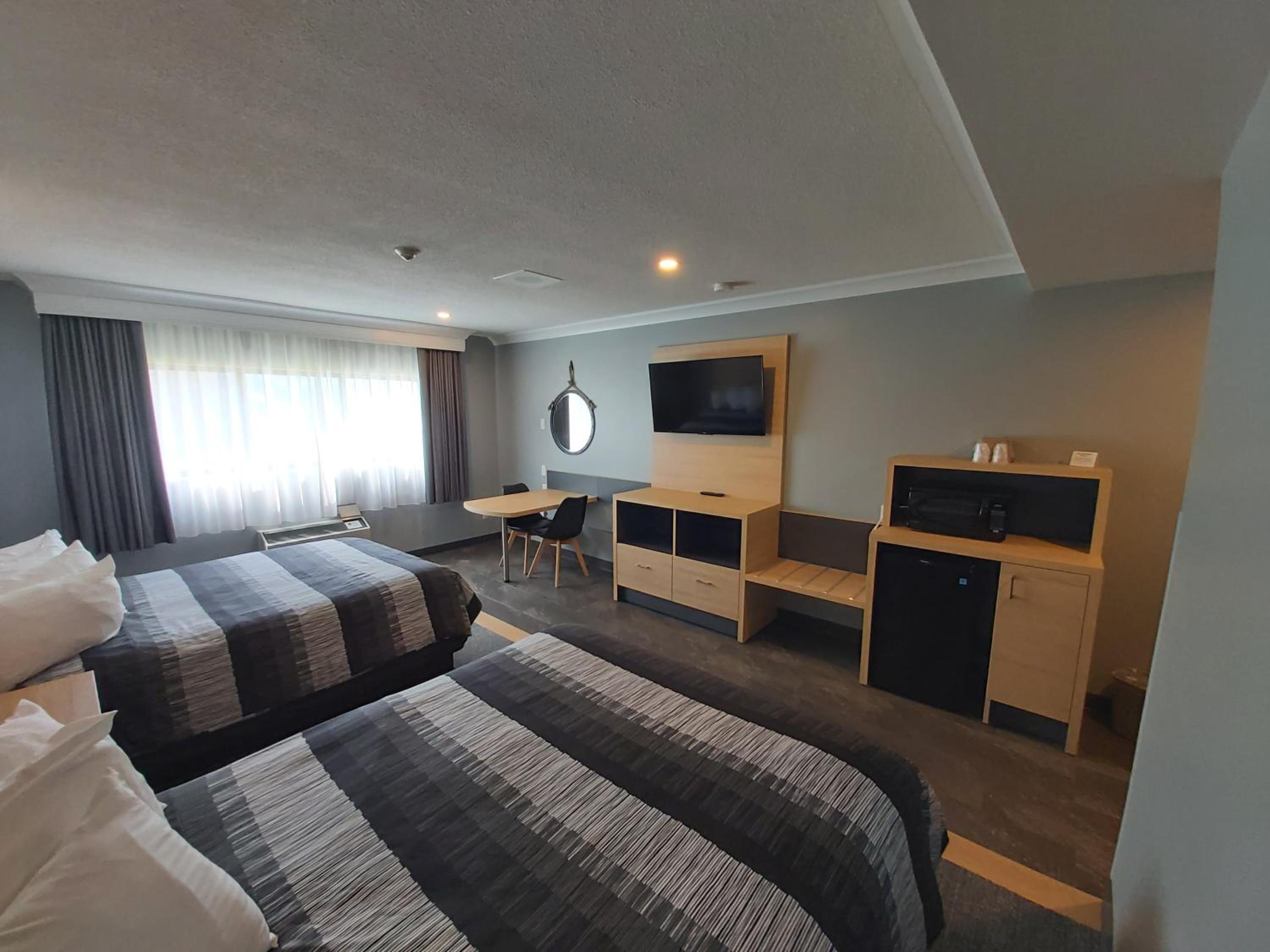 Deluxe 2 Queen Room - Waterpark - Photo 4