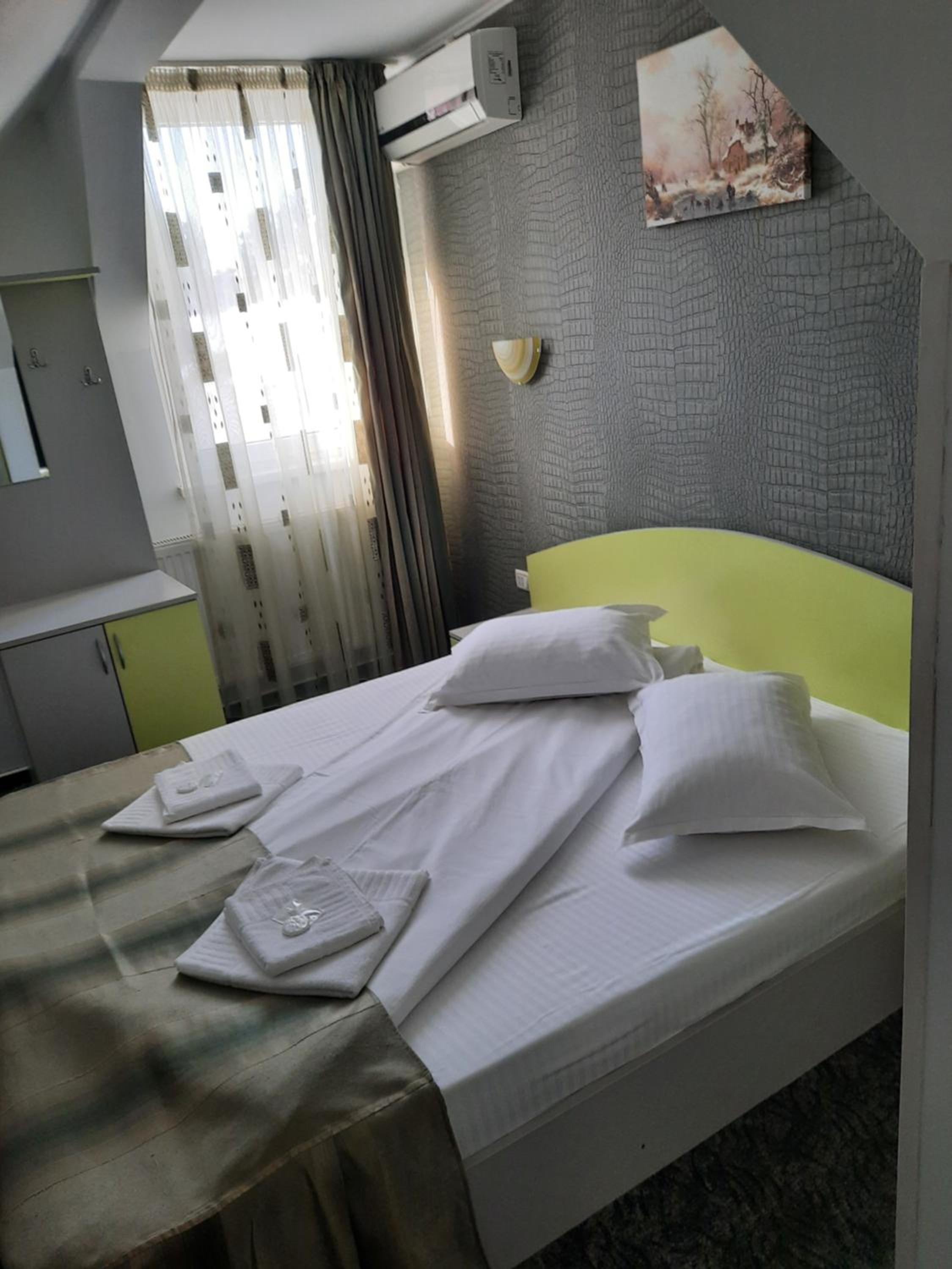 Double Room photo 2