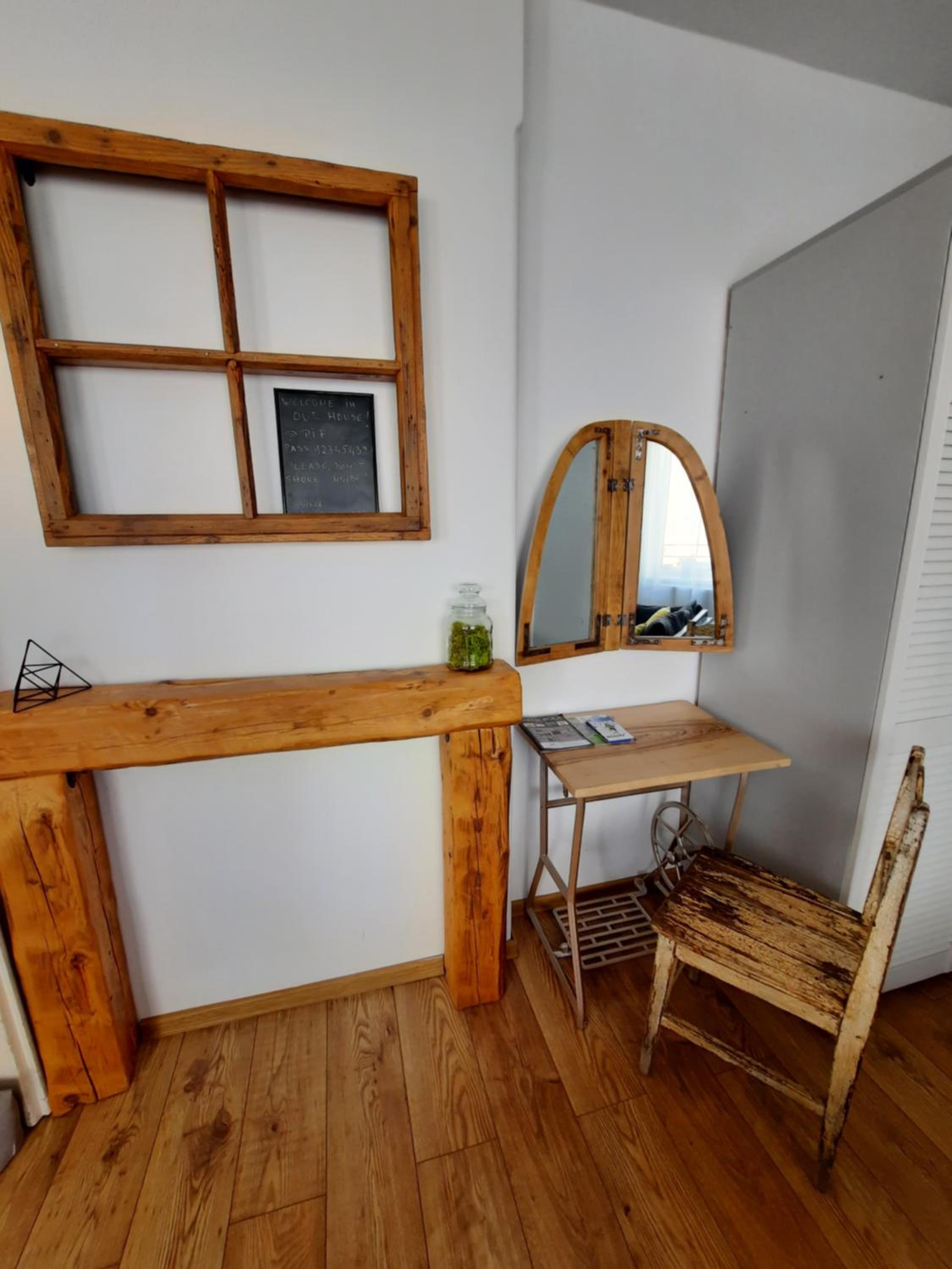 Studio Apartment - Photo 12
