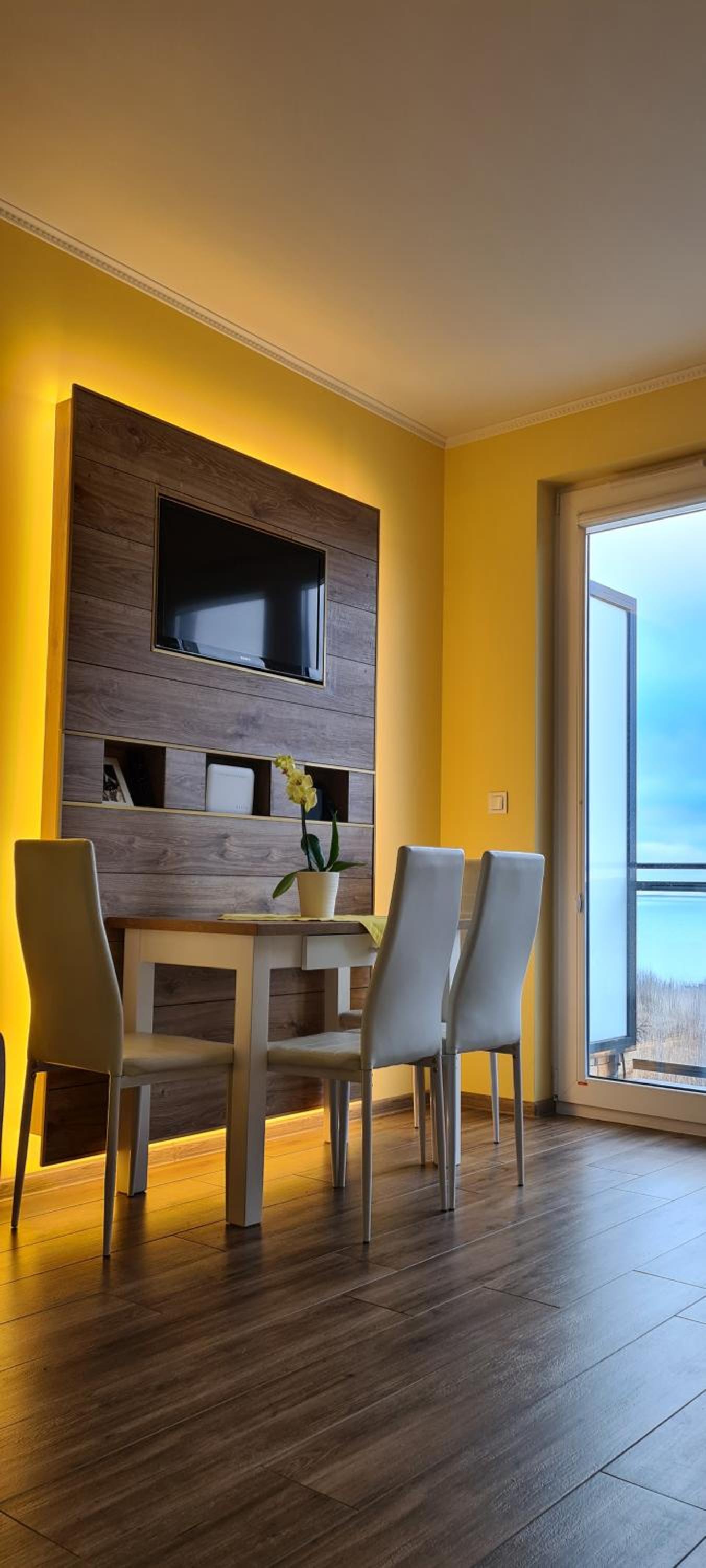 One-Bedroom Apartment - Photo 50