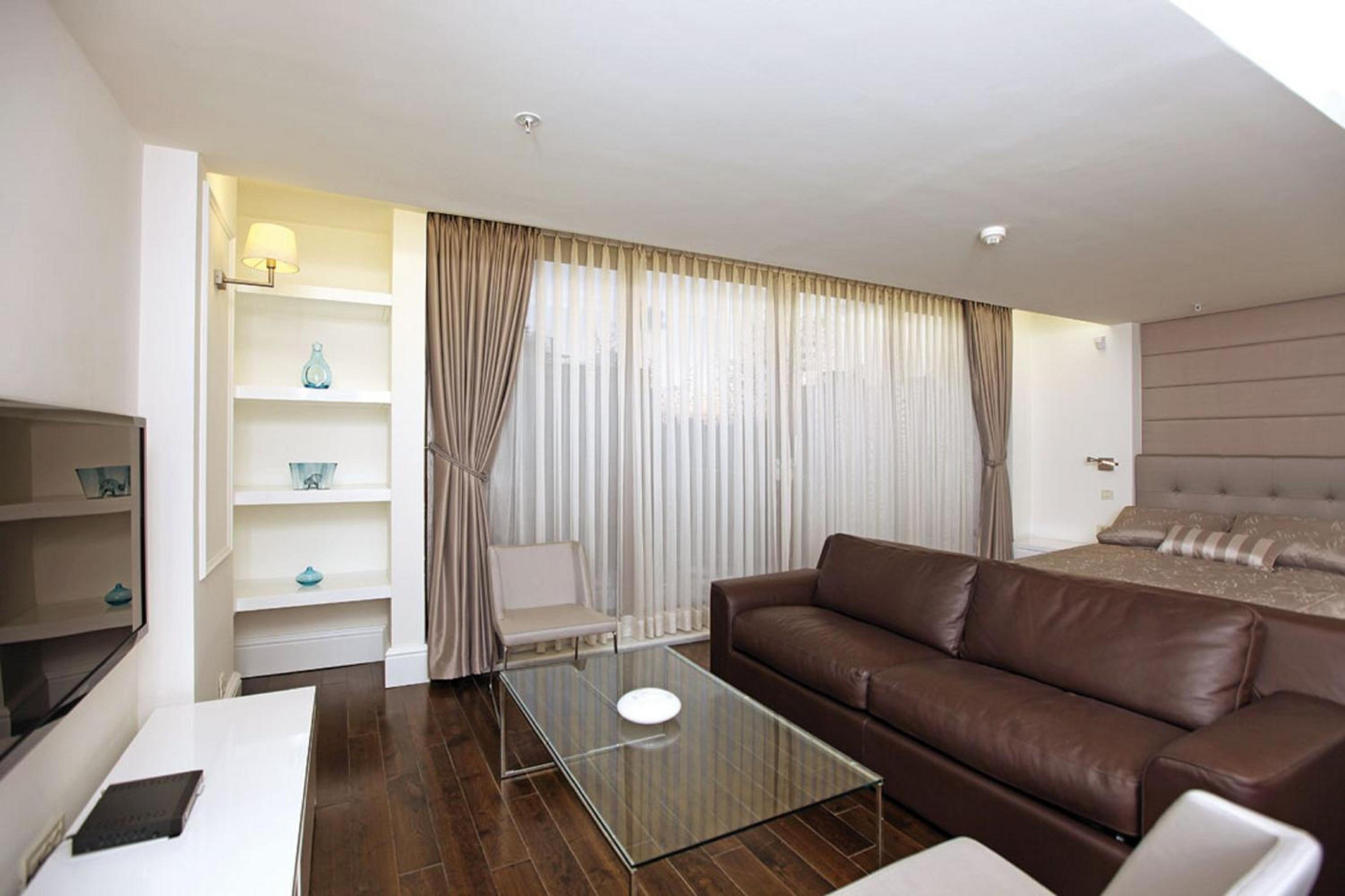 Suite with Terrace photo 3