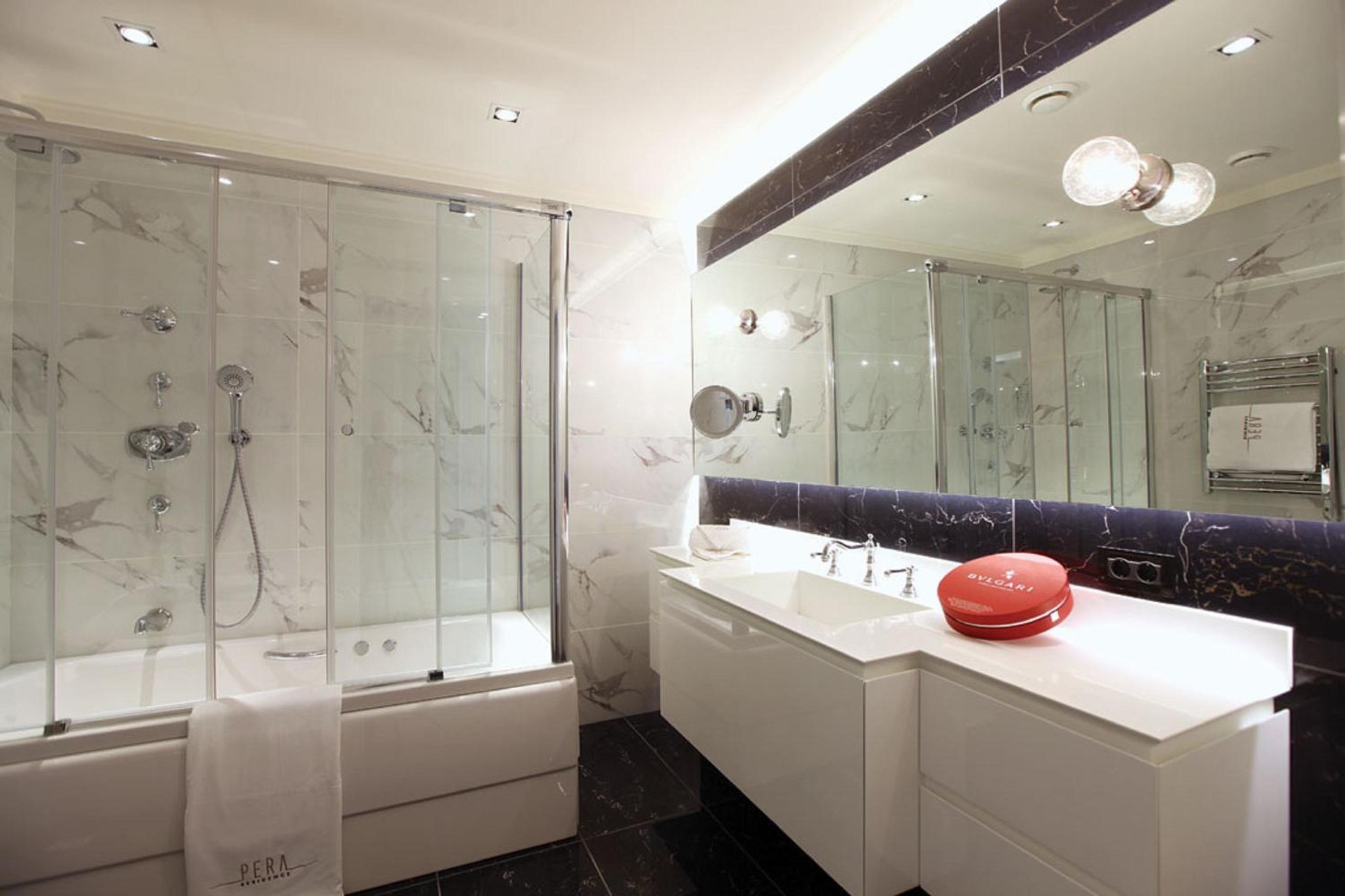 Suite with Terrace photo 2