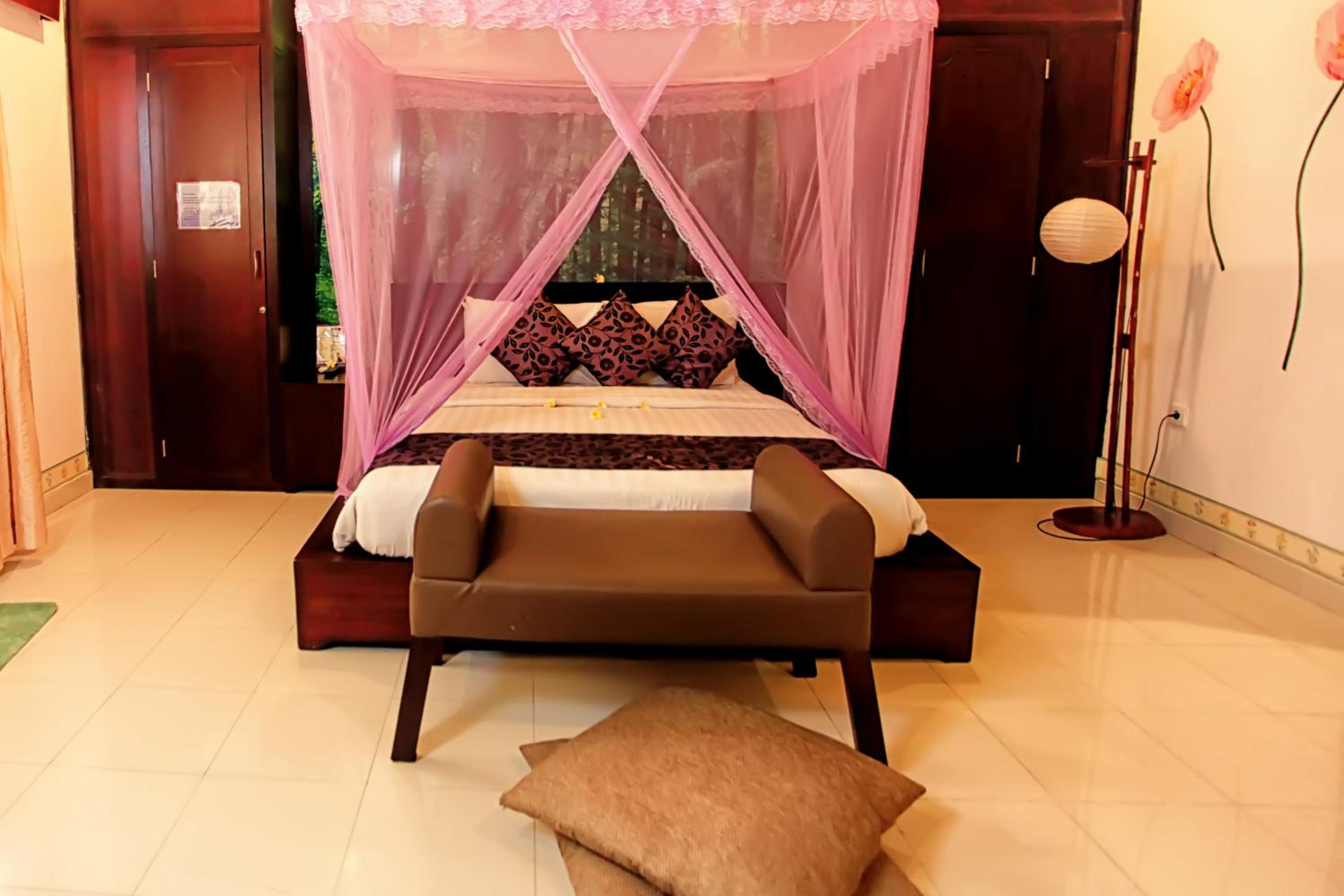 One-Bedroom Villa with Private Pool with Free Benefit - Photo 15