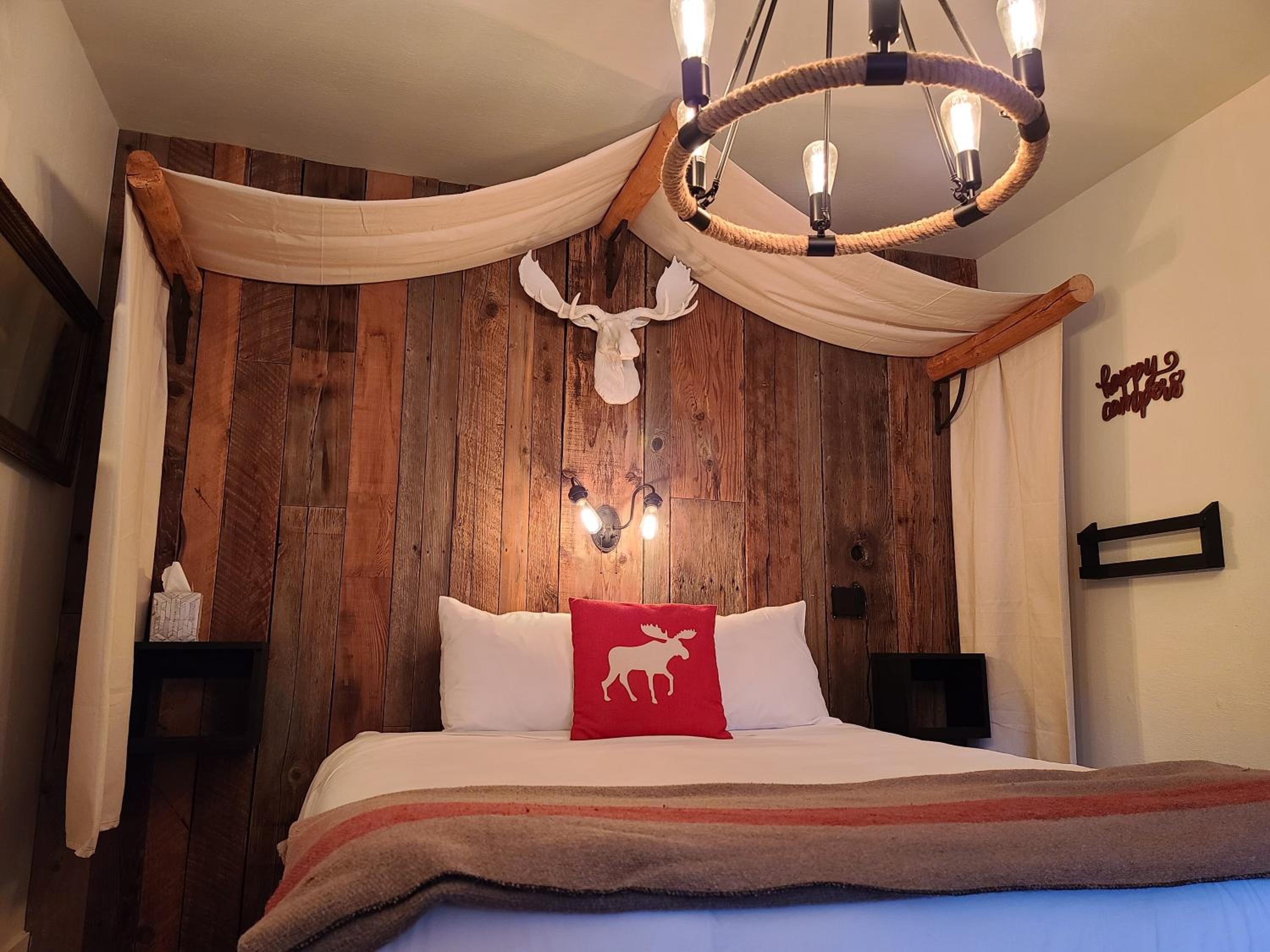 Deluxe Quadruple Room
