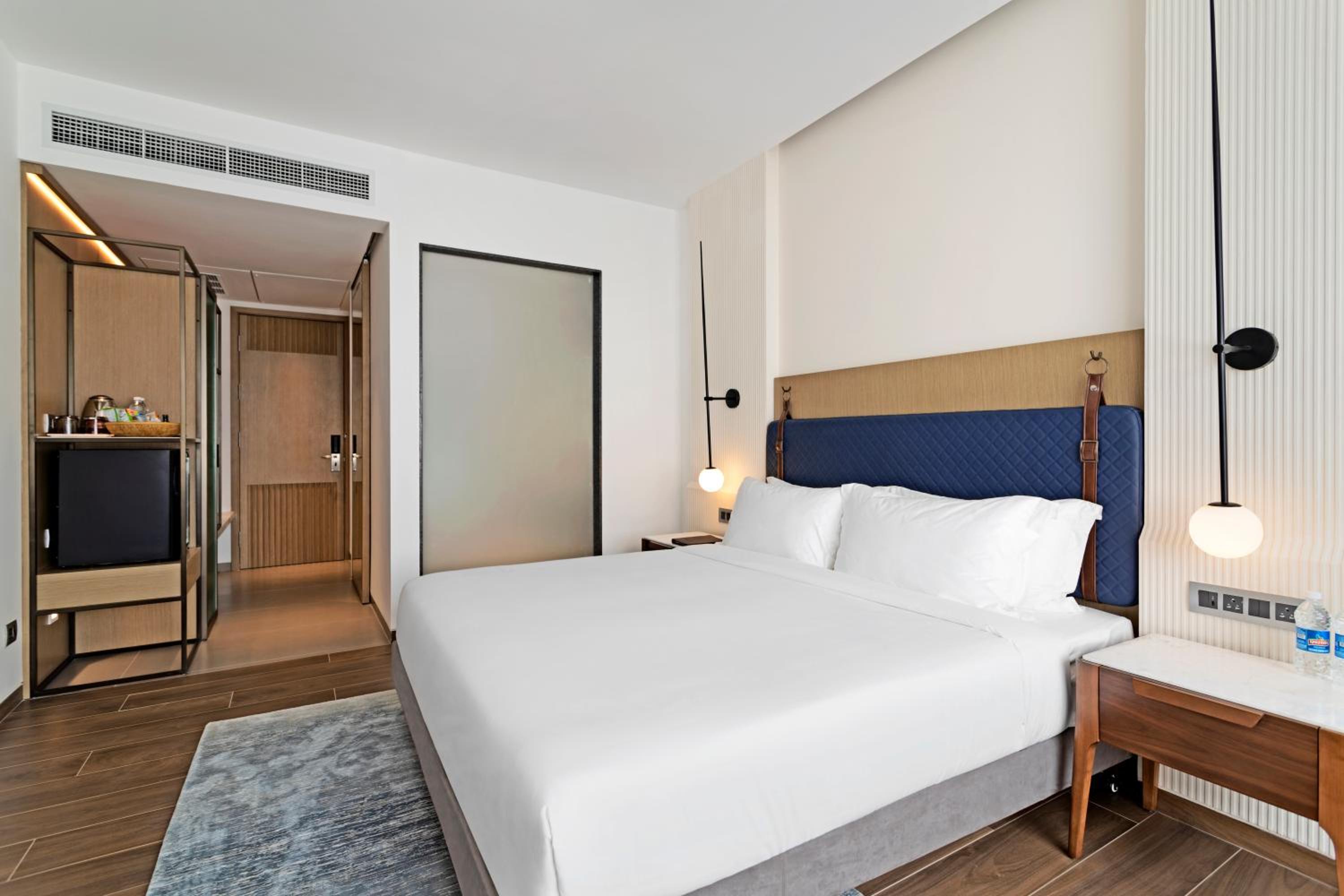 Luxury Room - Photo 6