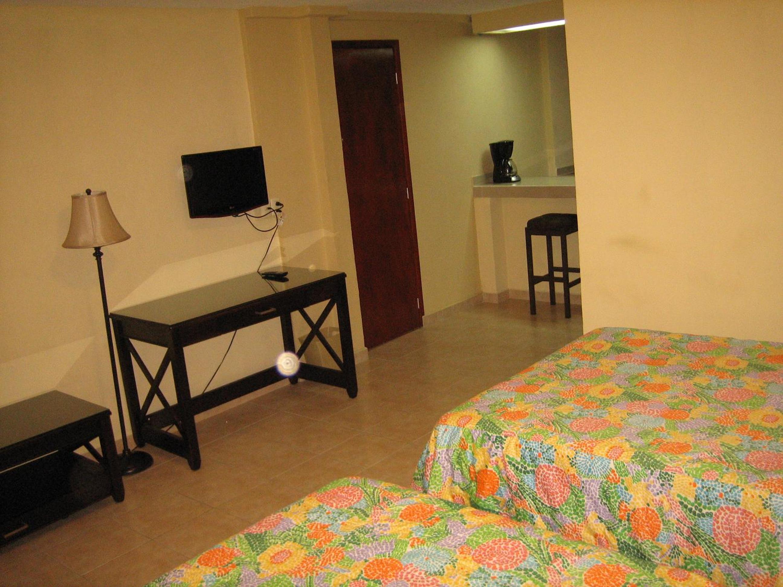 Superior Double Room with Two Double Beds - Photo 1