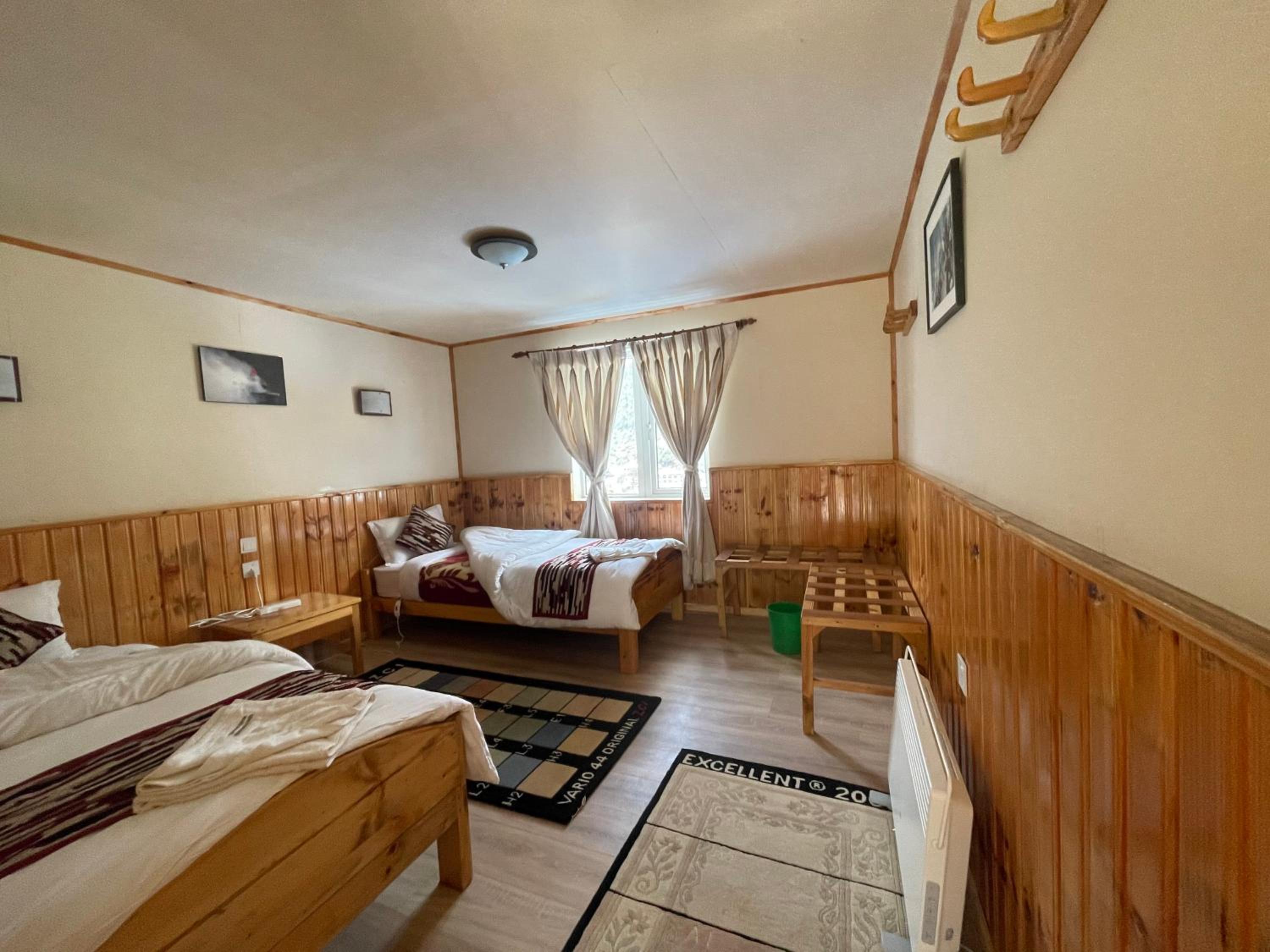Deluxe Double or Twin Room with Mountain View photo 2