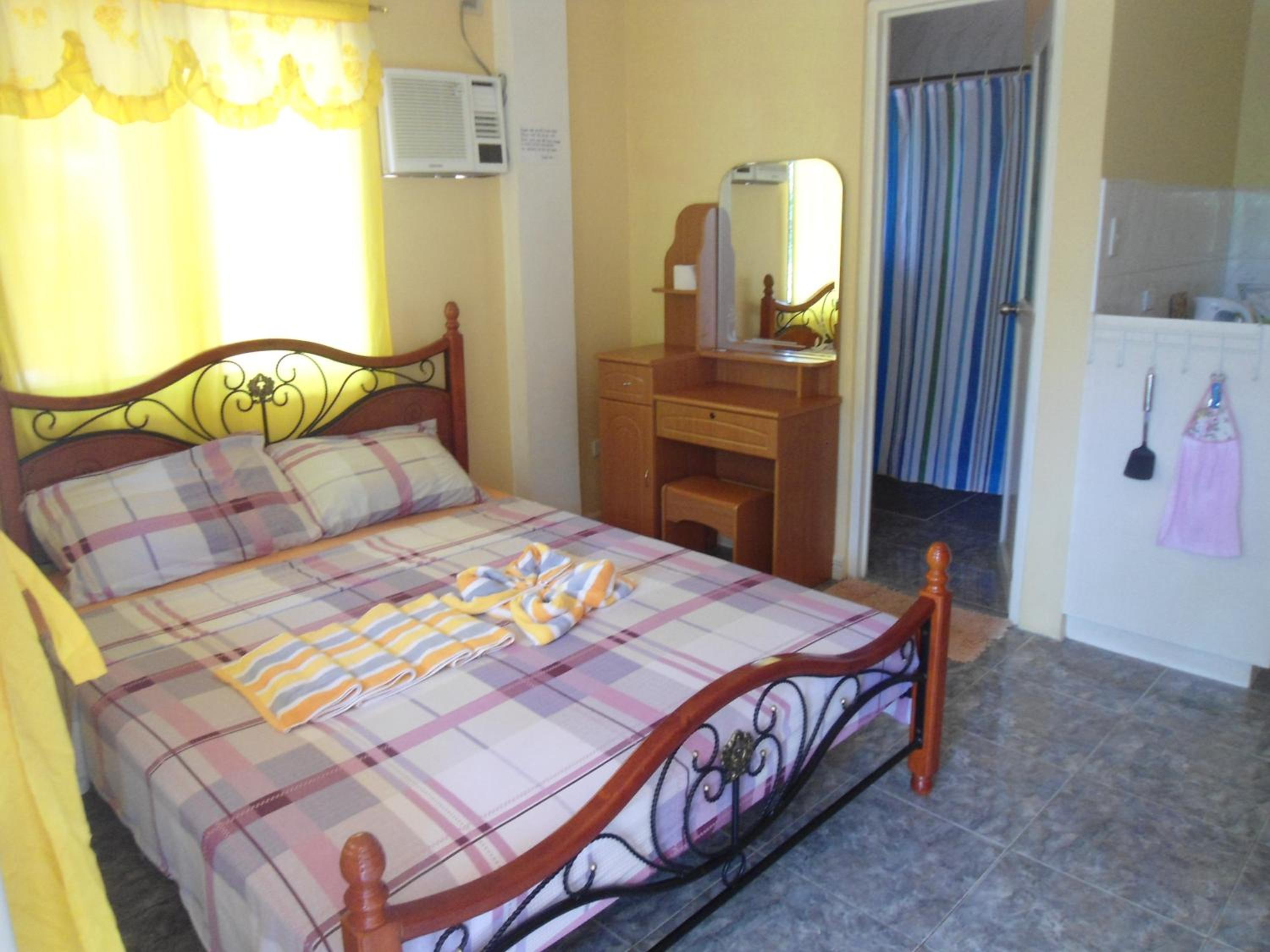 Standard Queen Room - Photo 4