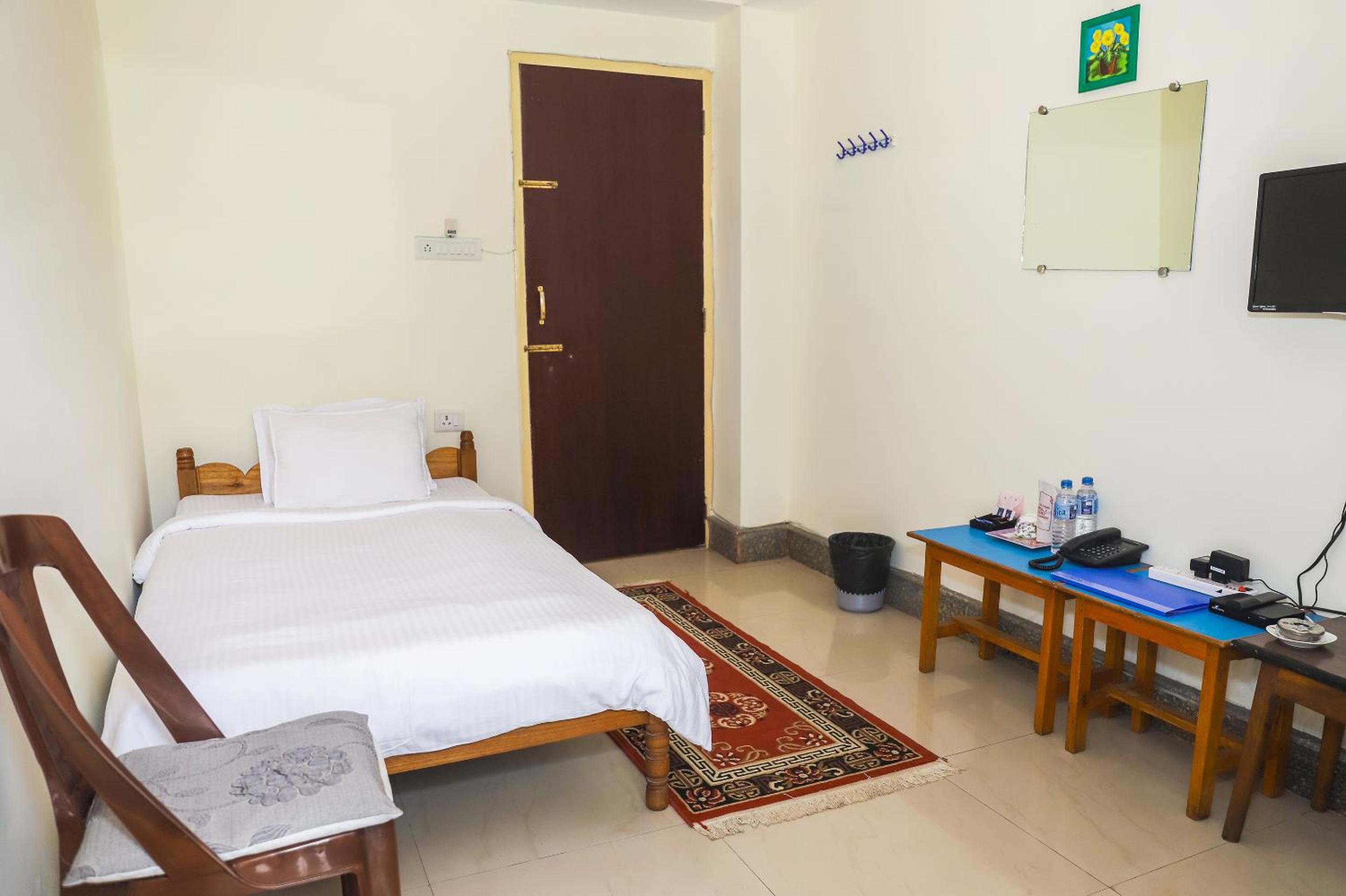 Budget Single Room