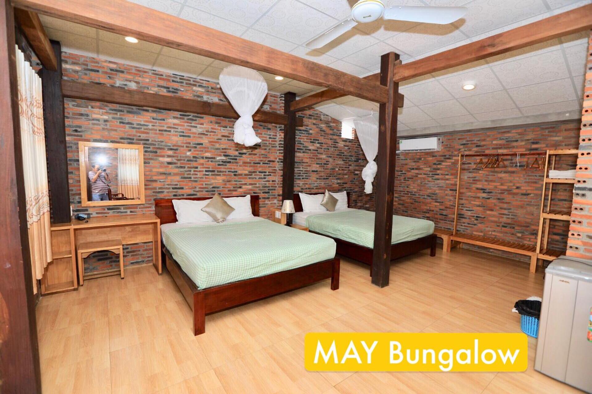 Bungalow with Patio photo 3