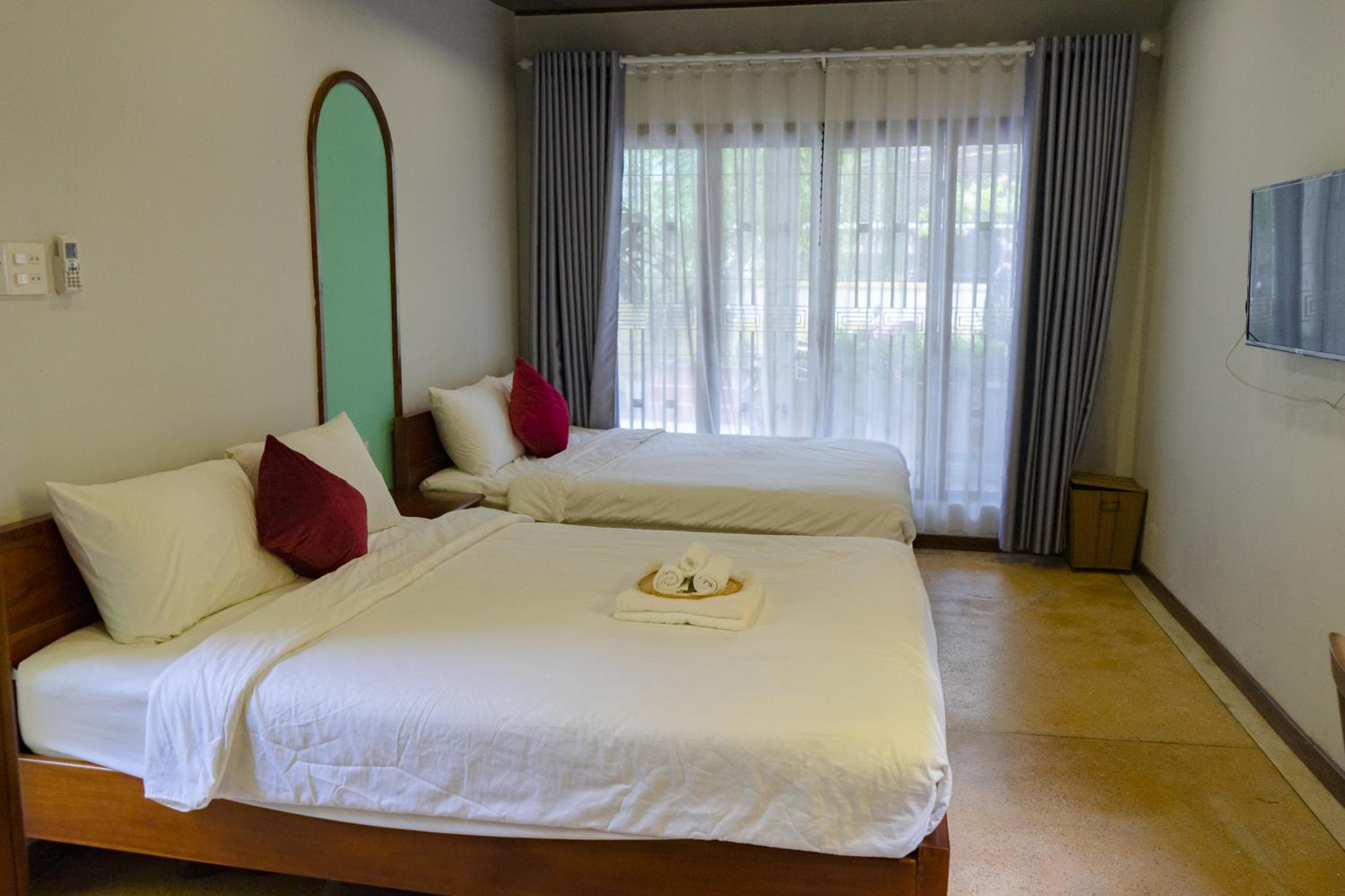 Standard Quadruple Room