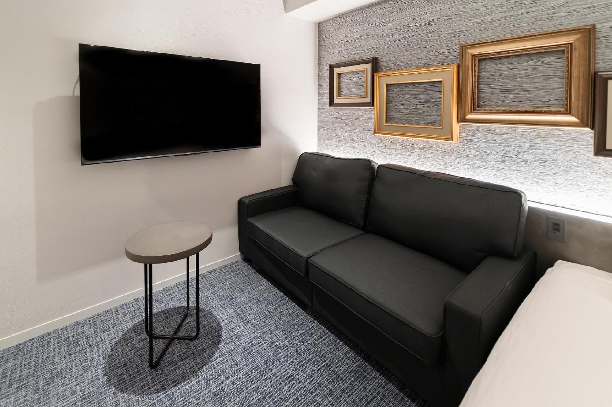 Twin Room - Photo 2