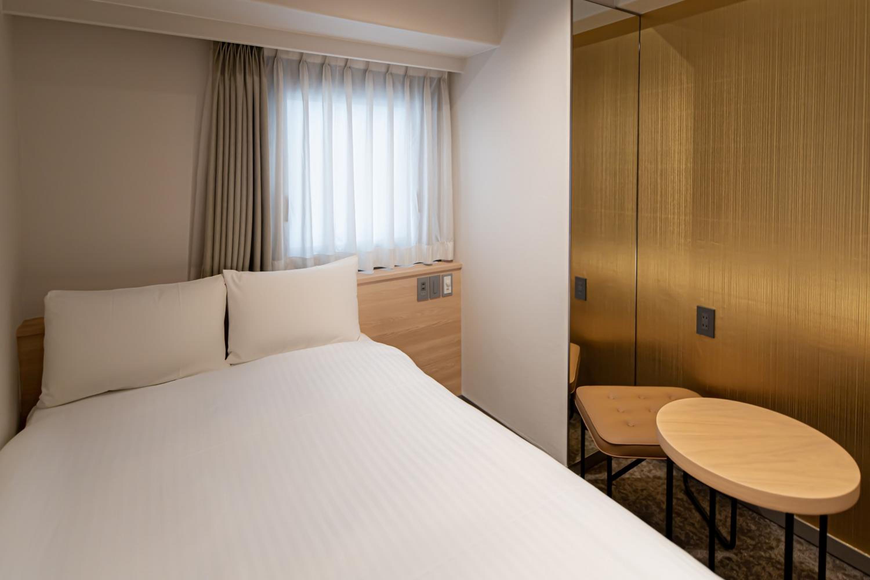 Double Room with Small Double Bed - Non-Smoking - Photo 5