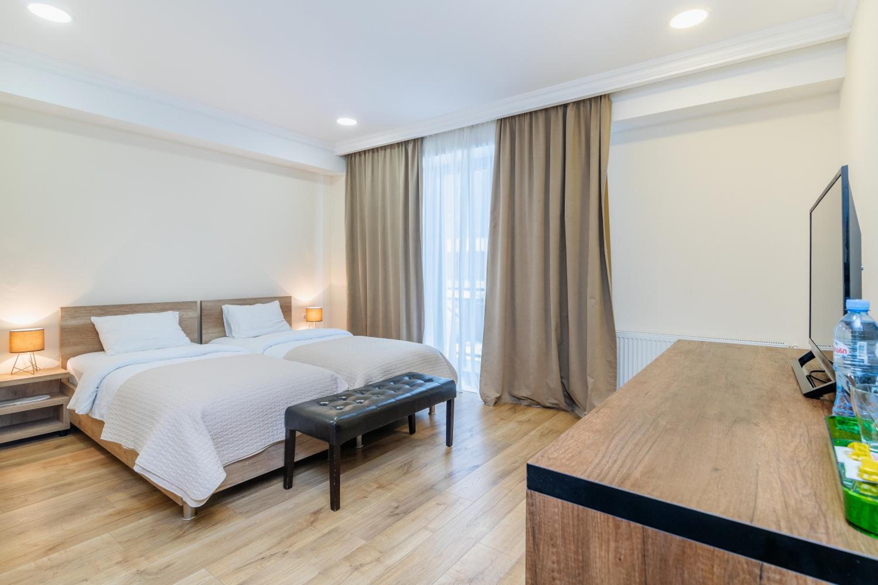 Large Twin Room
