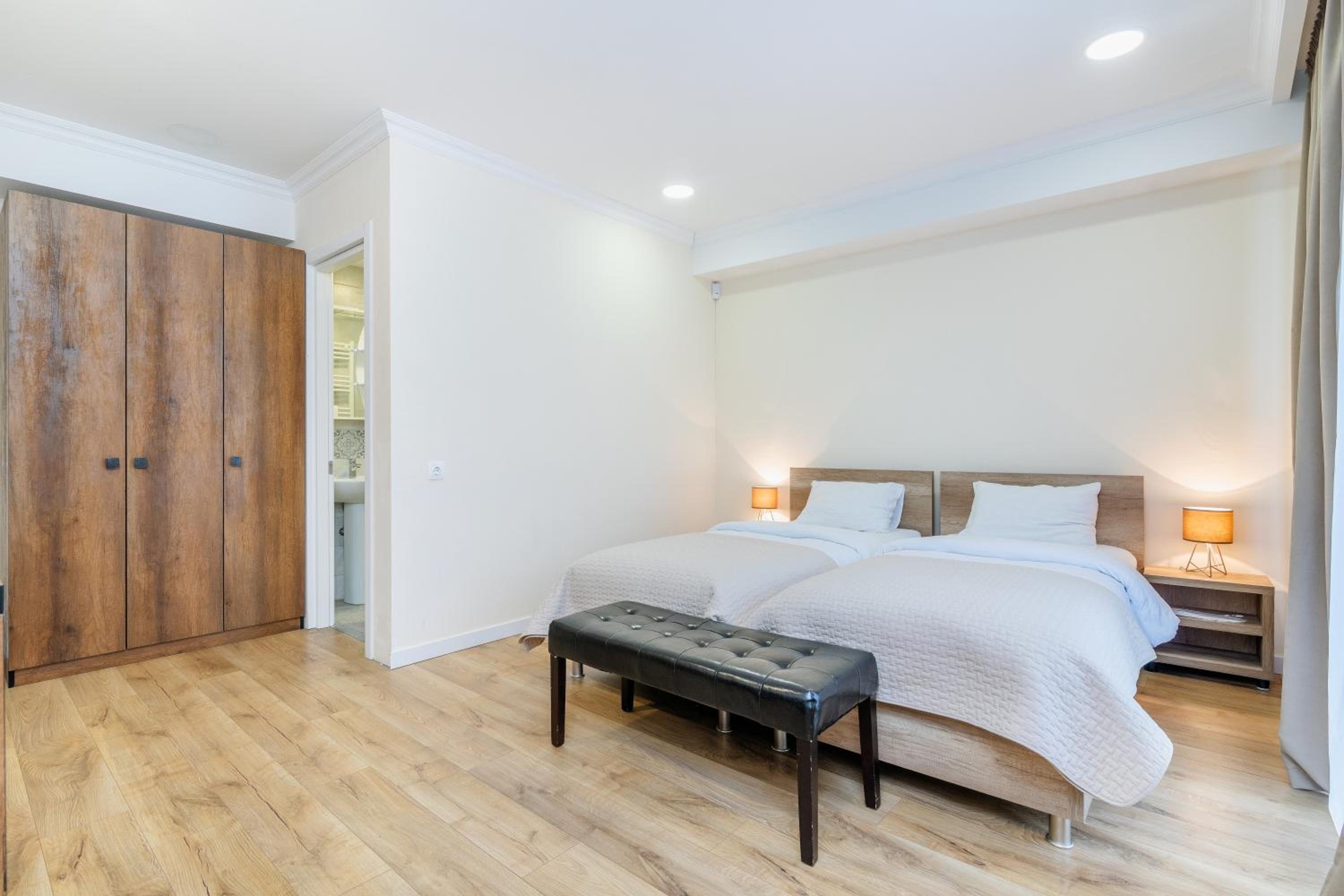 Large Twin Room photo 3