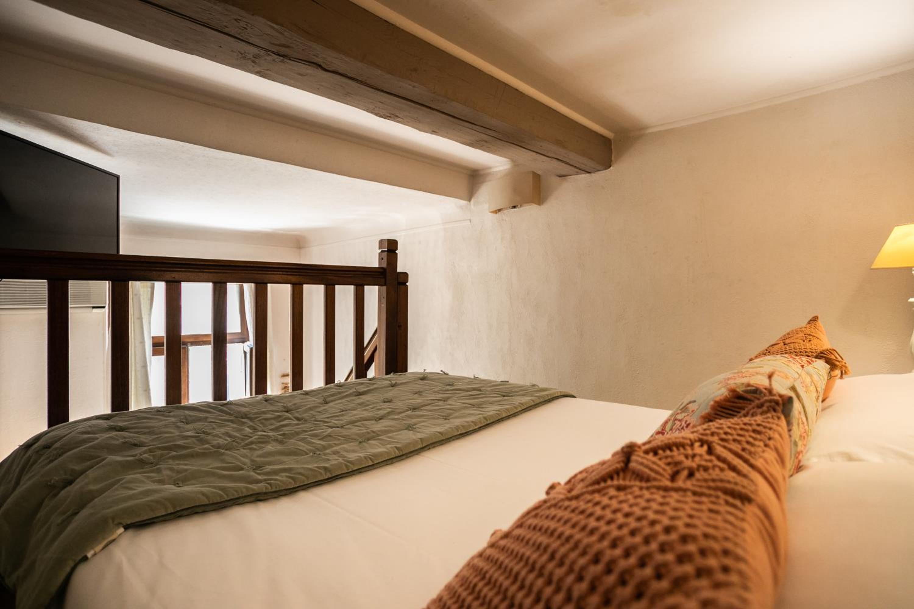 Superior Double Room - Photo 10