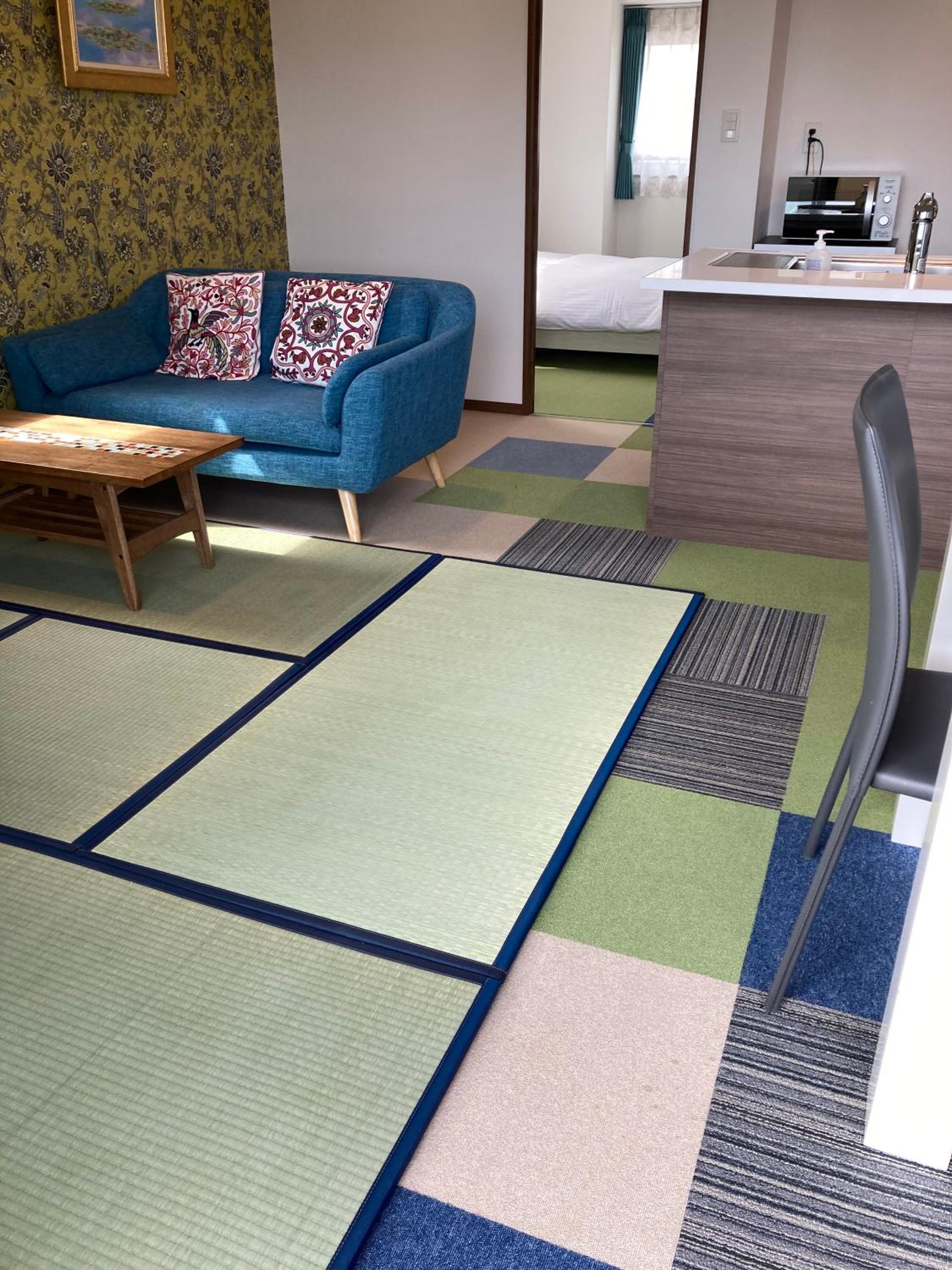 Deluxe Family Suite - Photo 47