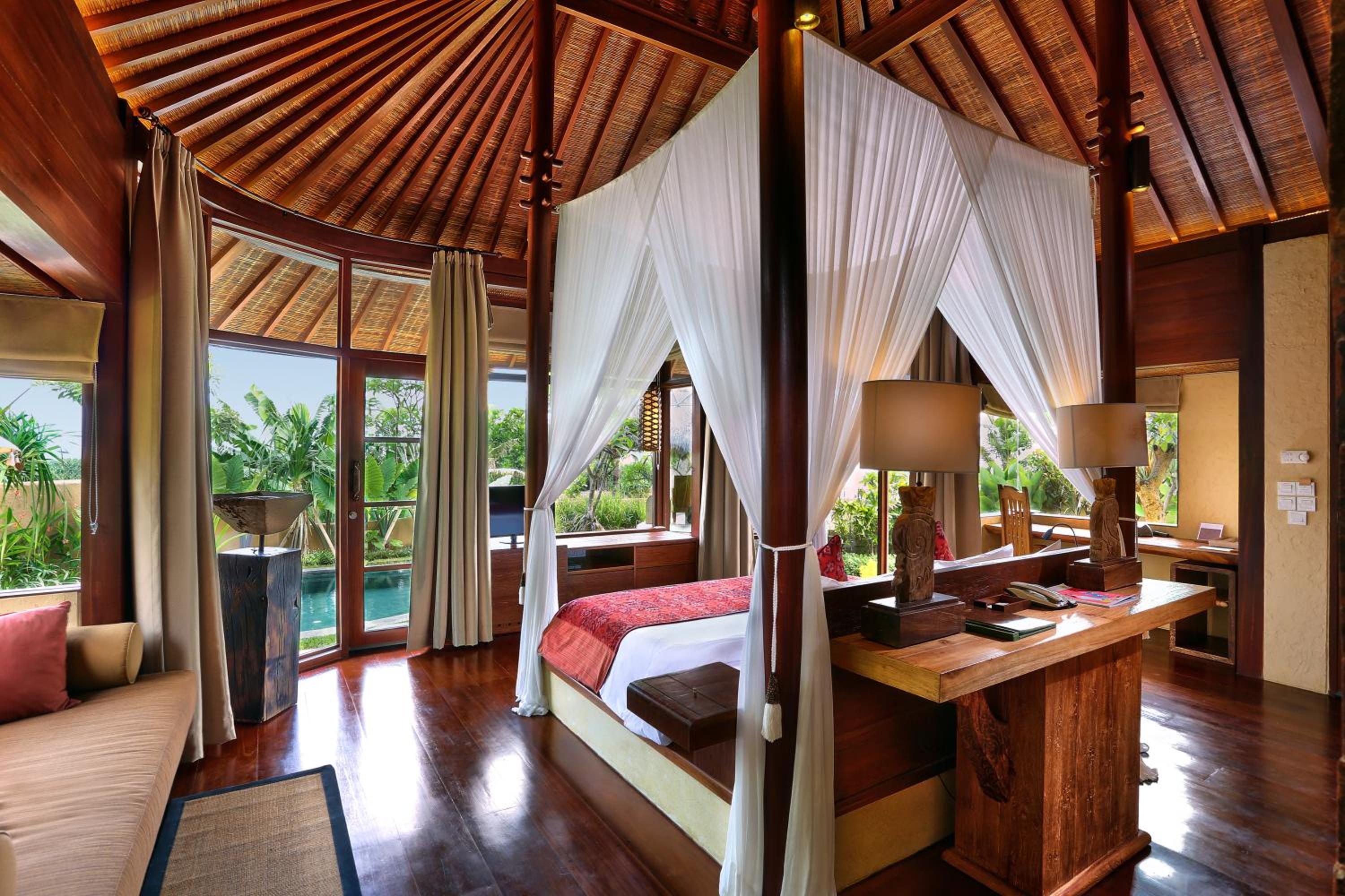 One-Bedroom Pool Villa with Garden View and Free Shuttle to Canggu - Photo 2
