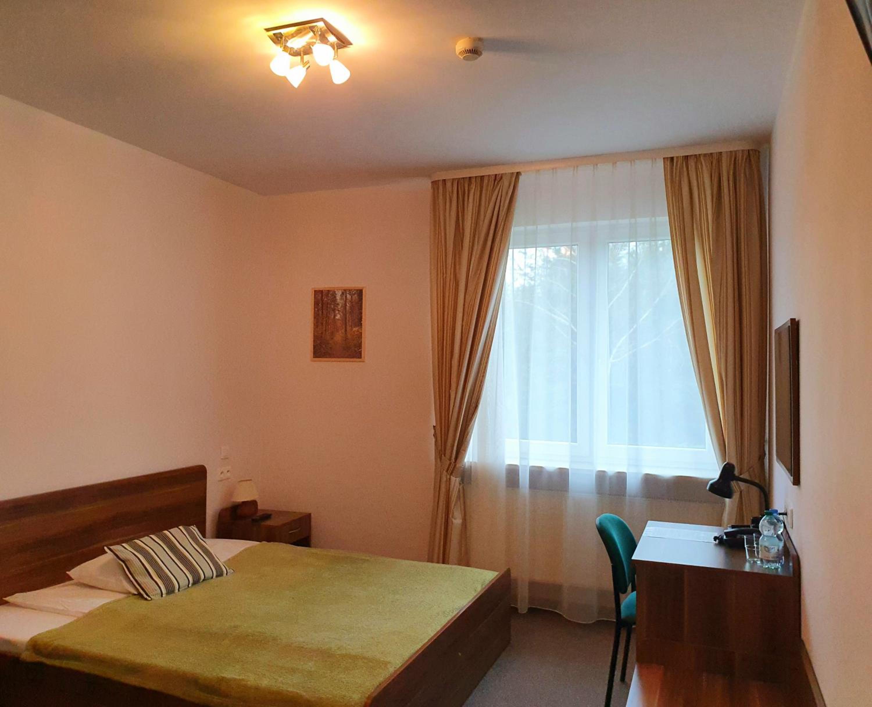 Double Room - Photo 4