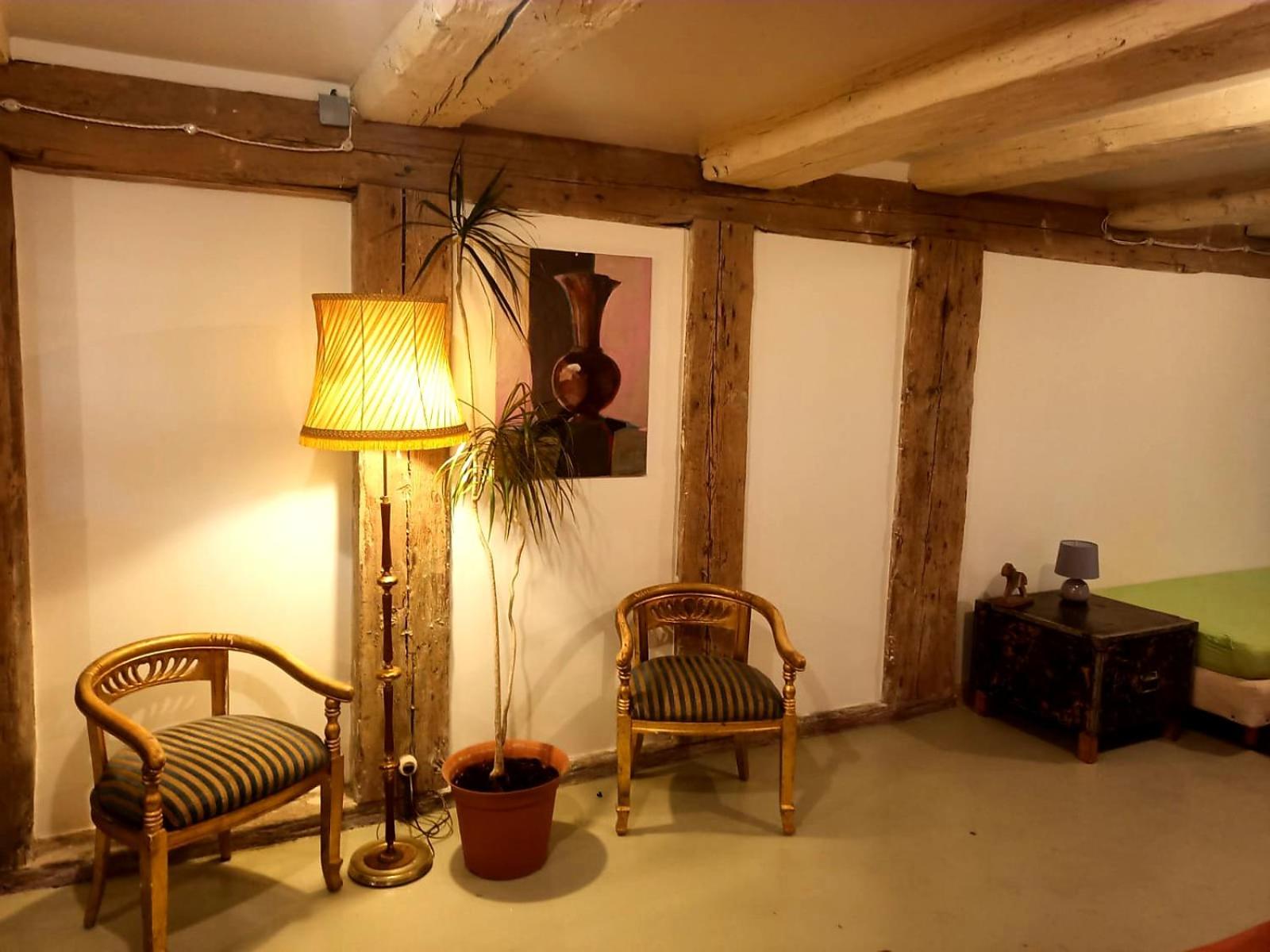 River Side Lounge - Photo 5