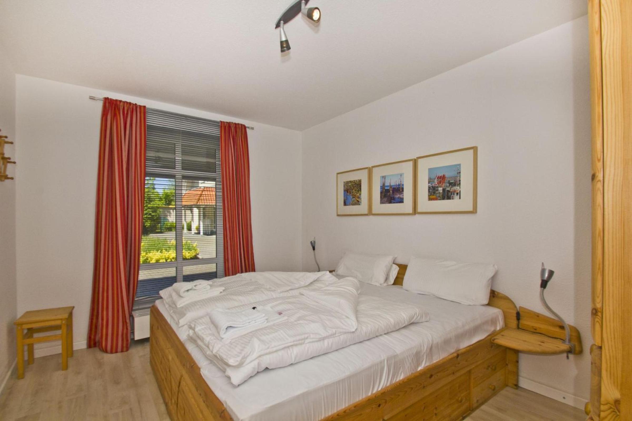 Apartment with Terrace photo 3