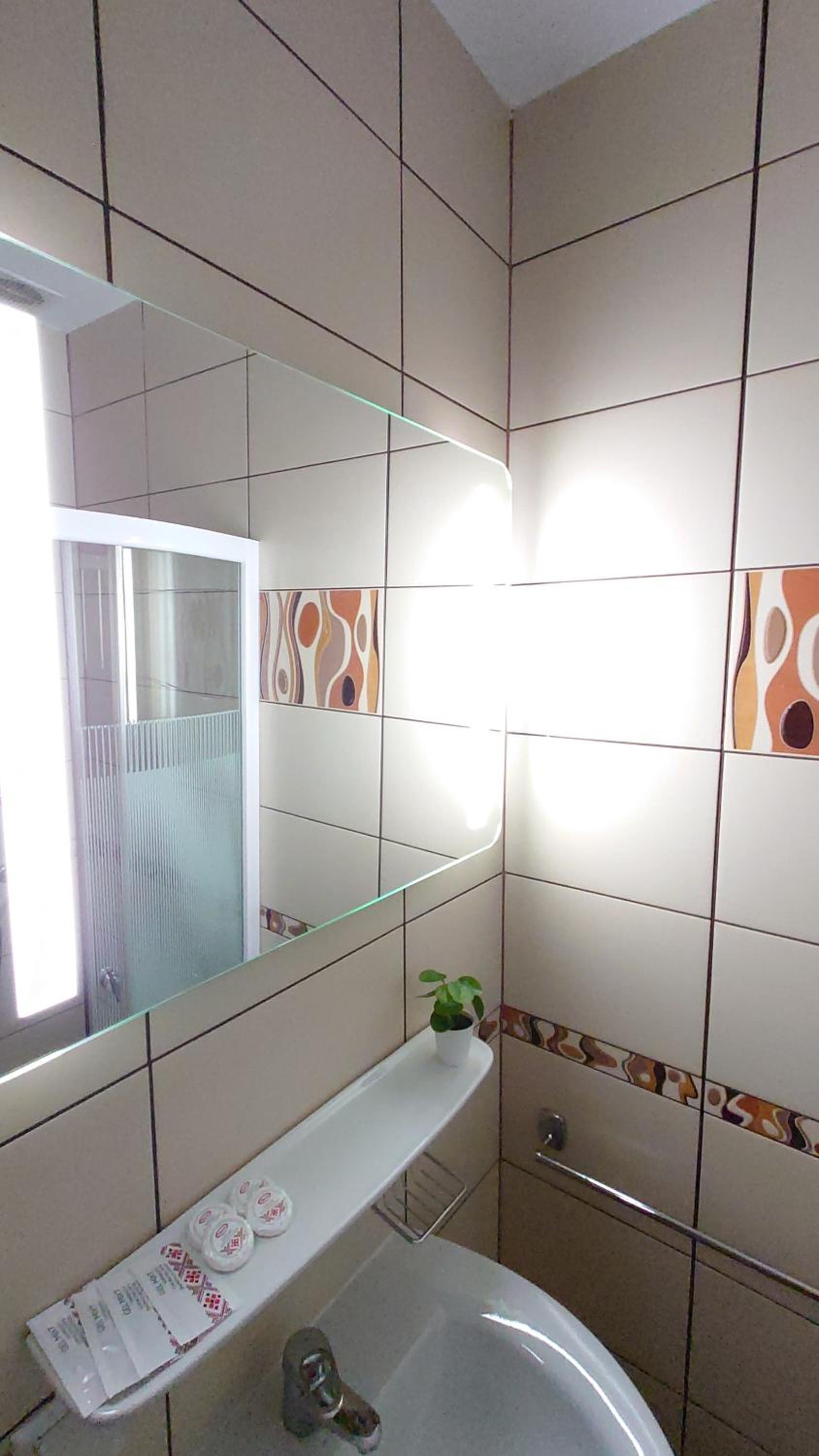 Two-Bedroom Apartment - Photo 8