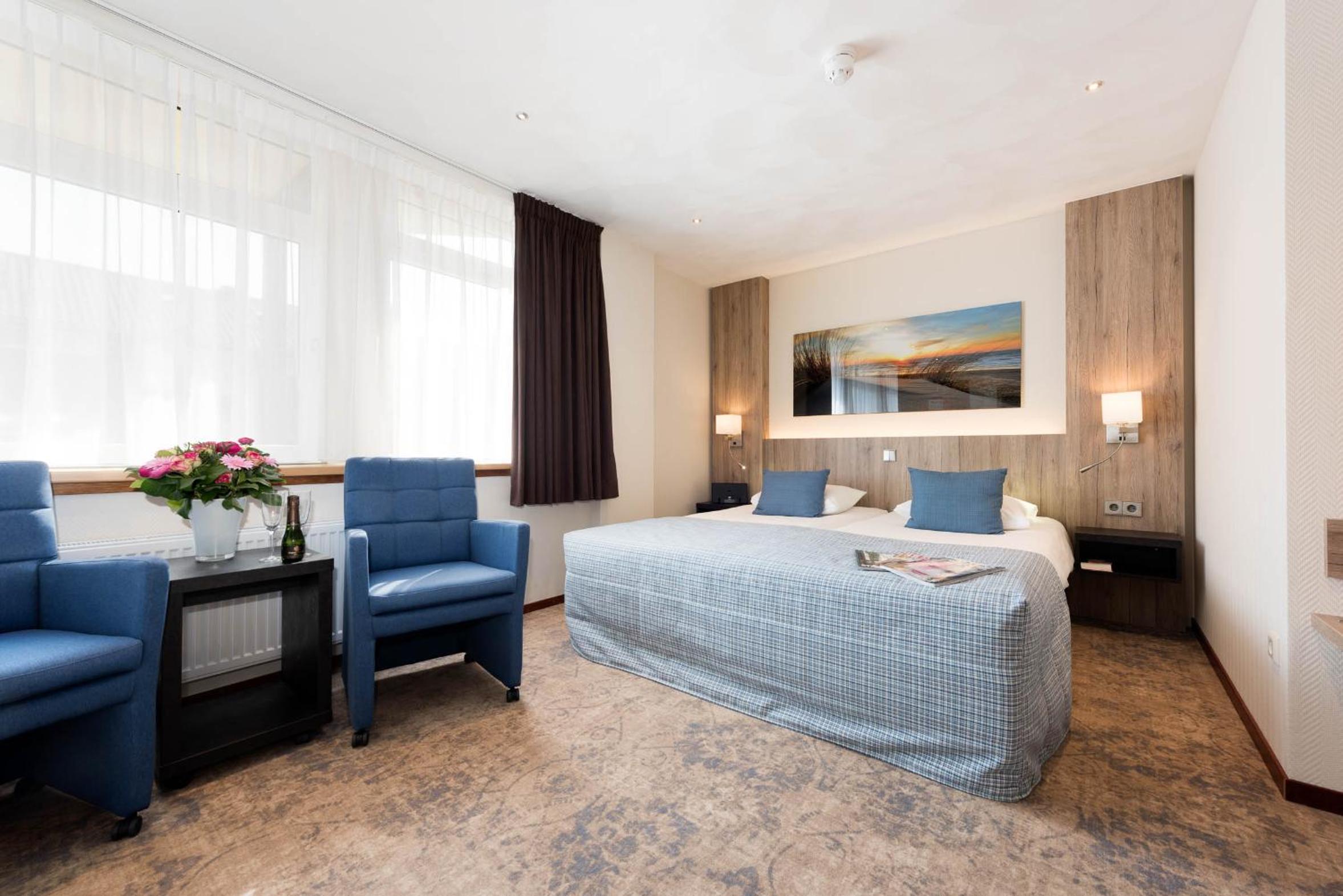 Standard Twin Room photo 2