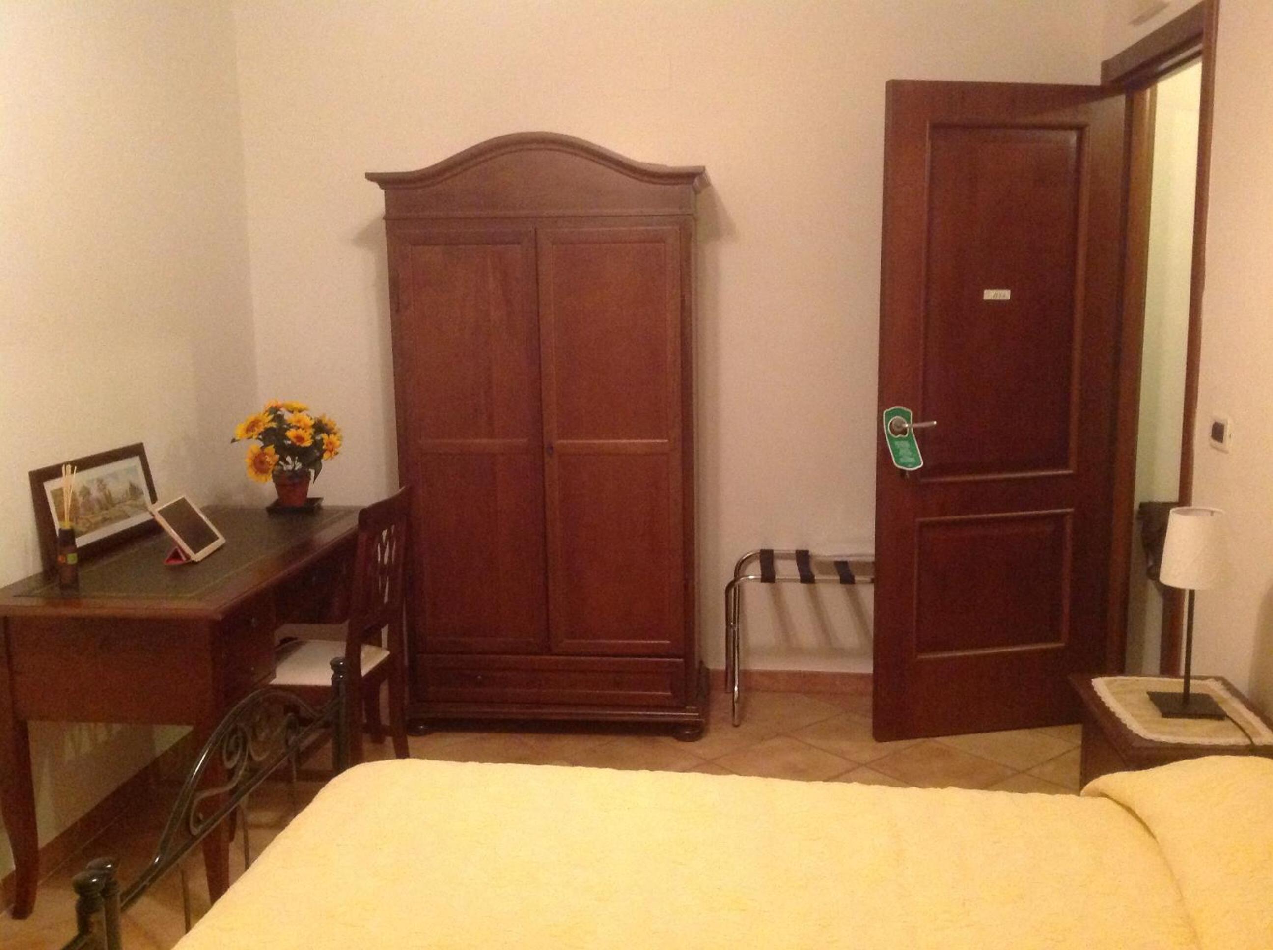 Double Room photo 3