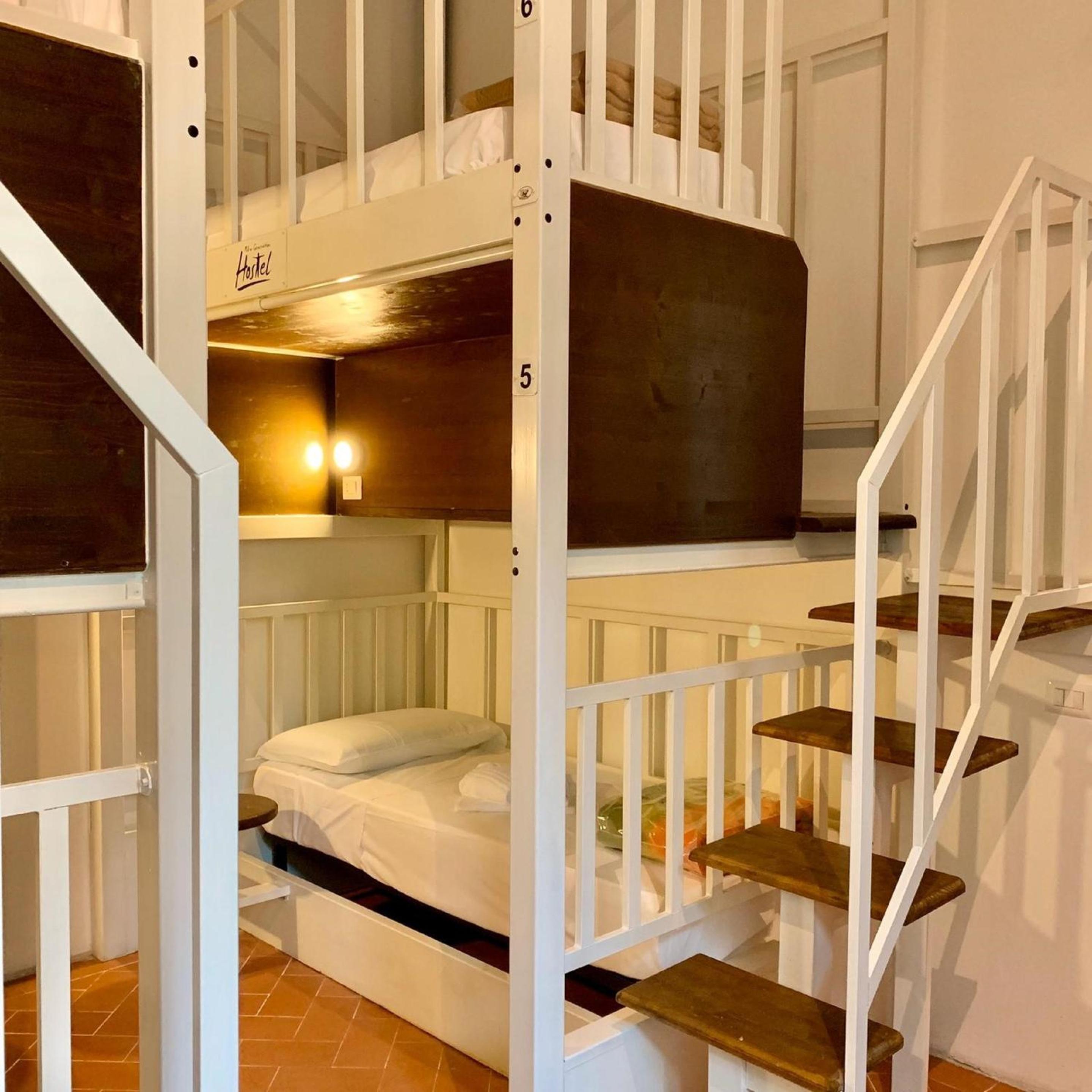 Single Bed in 6-Bed Dormitory Room photo 1