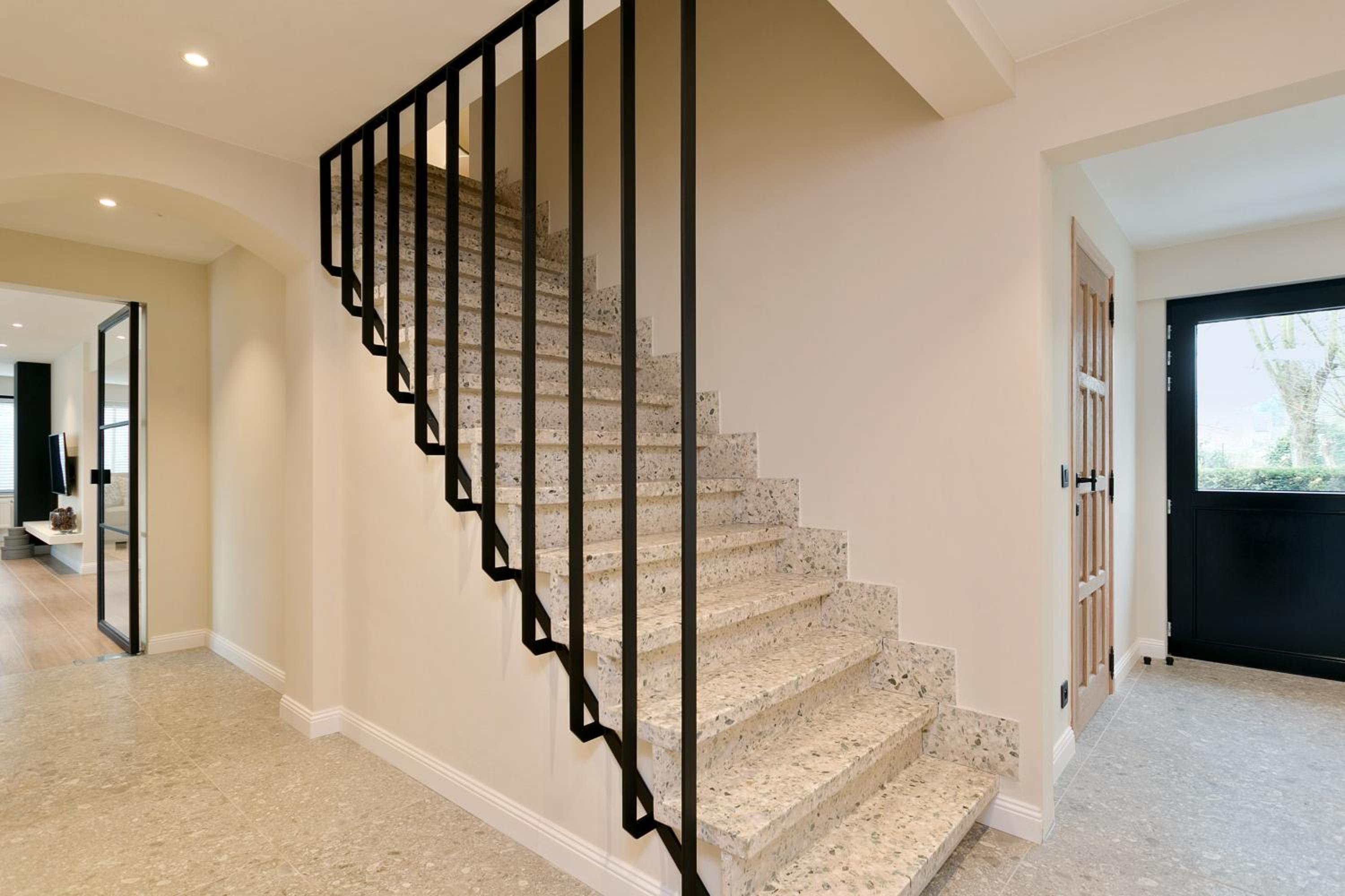 Villa photo 2