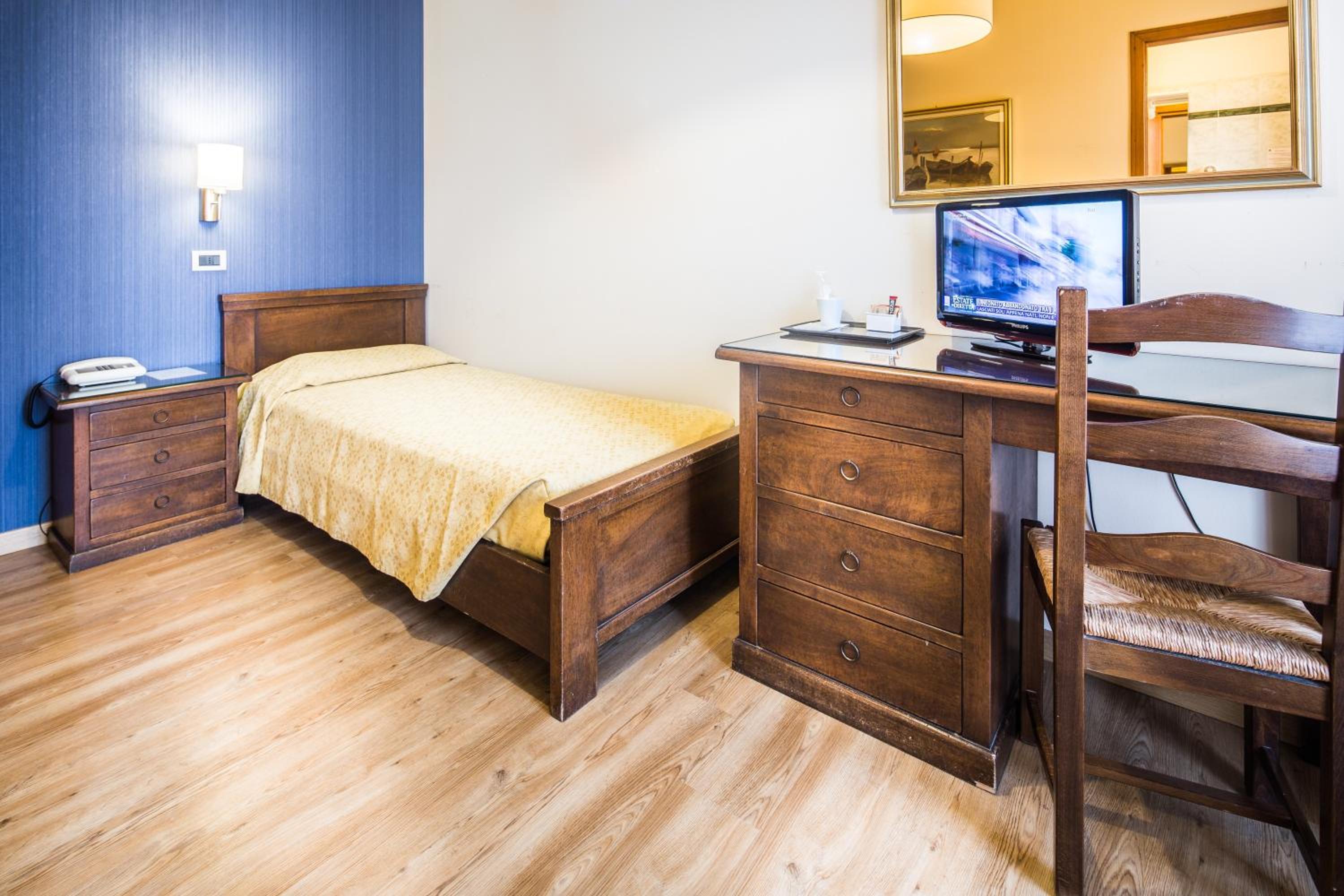 Superior Single Room