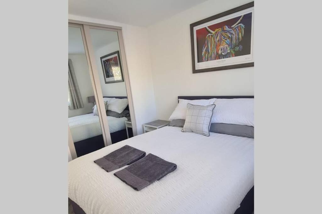 Two-Bedroom Apartment - Photo 3