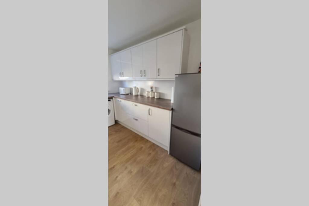 Two-Bedroom Apartment - Photo 23