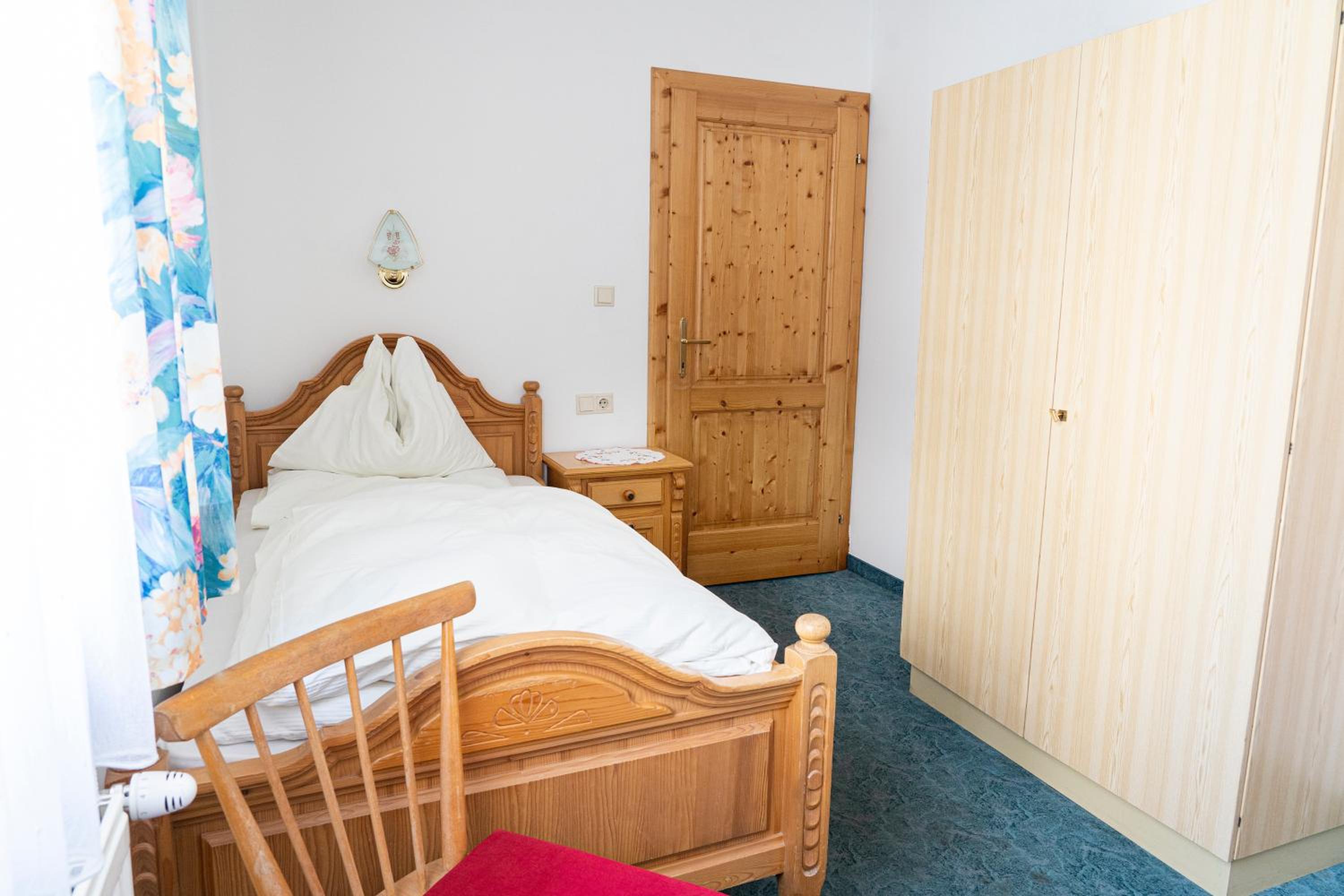 Single Room photo 2