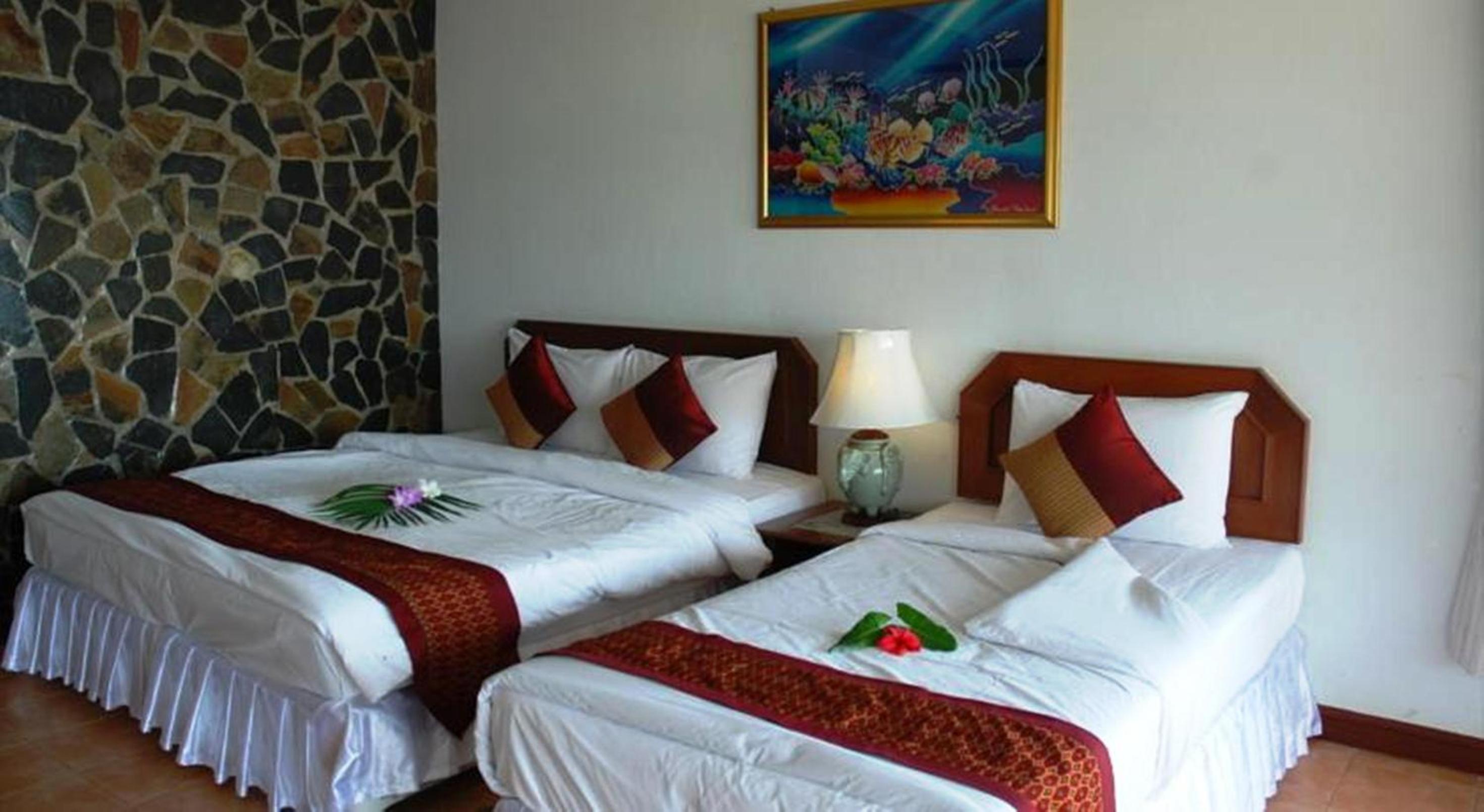 Deluxe Bungalow with Sea View photo 3