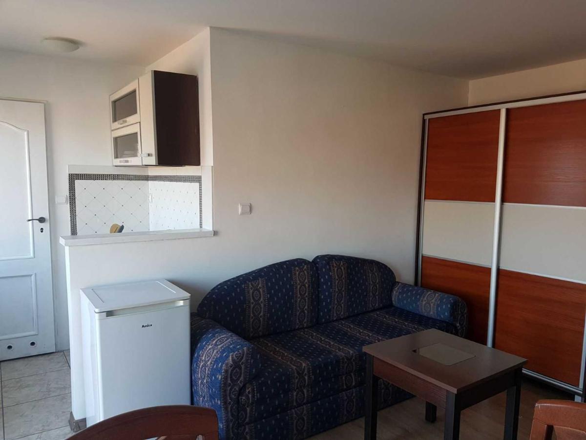 Triple Room with Private Bathroom photo 2