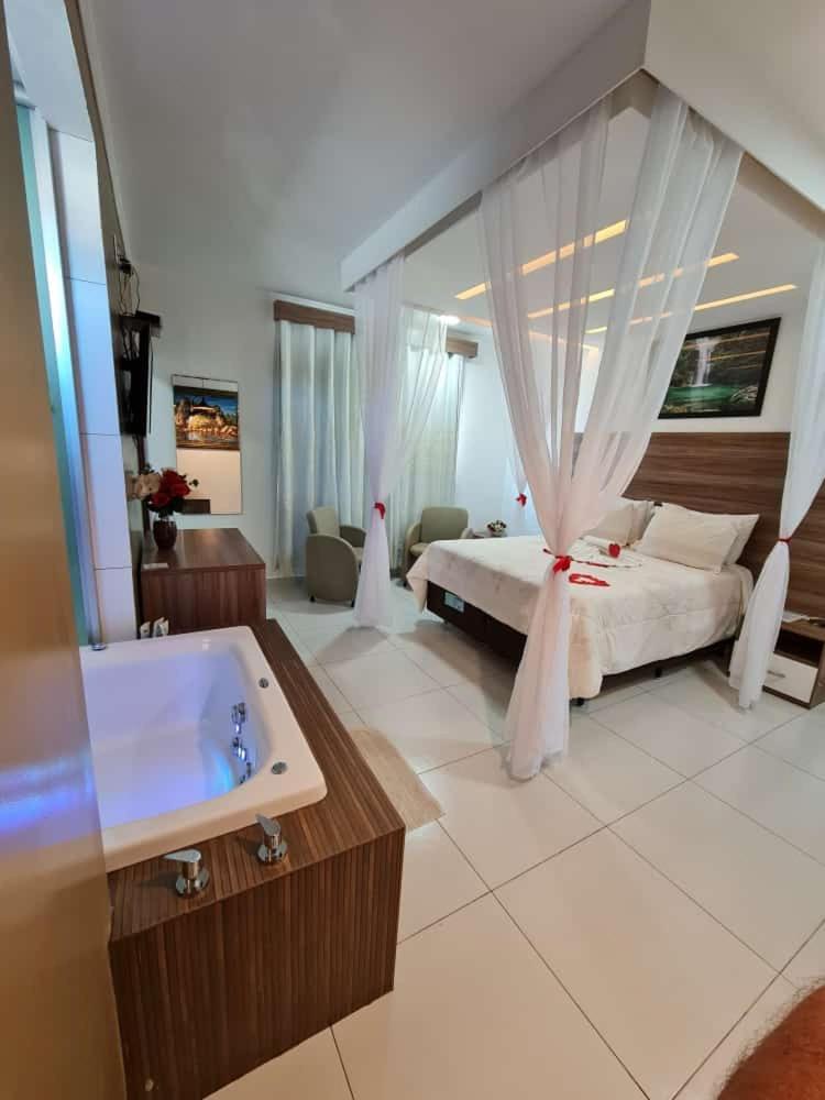 Double Room with Spa Bath photo 1